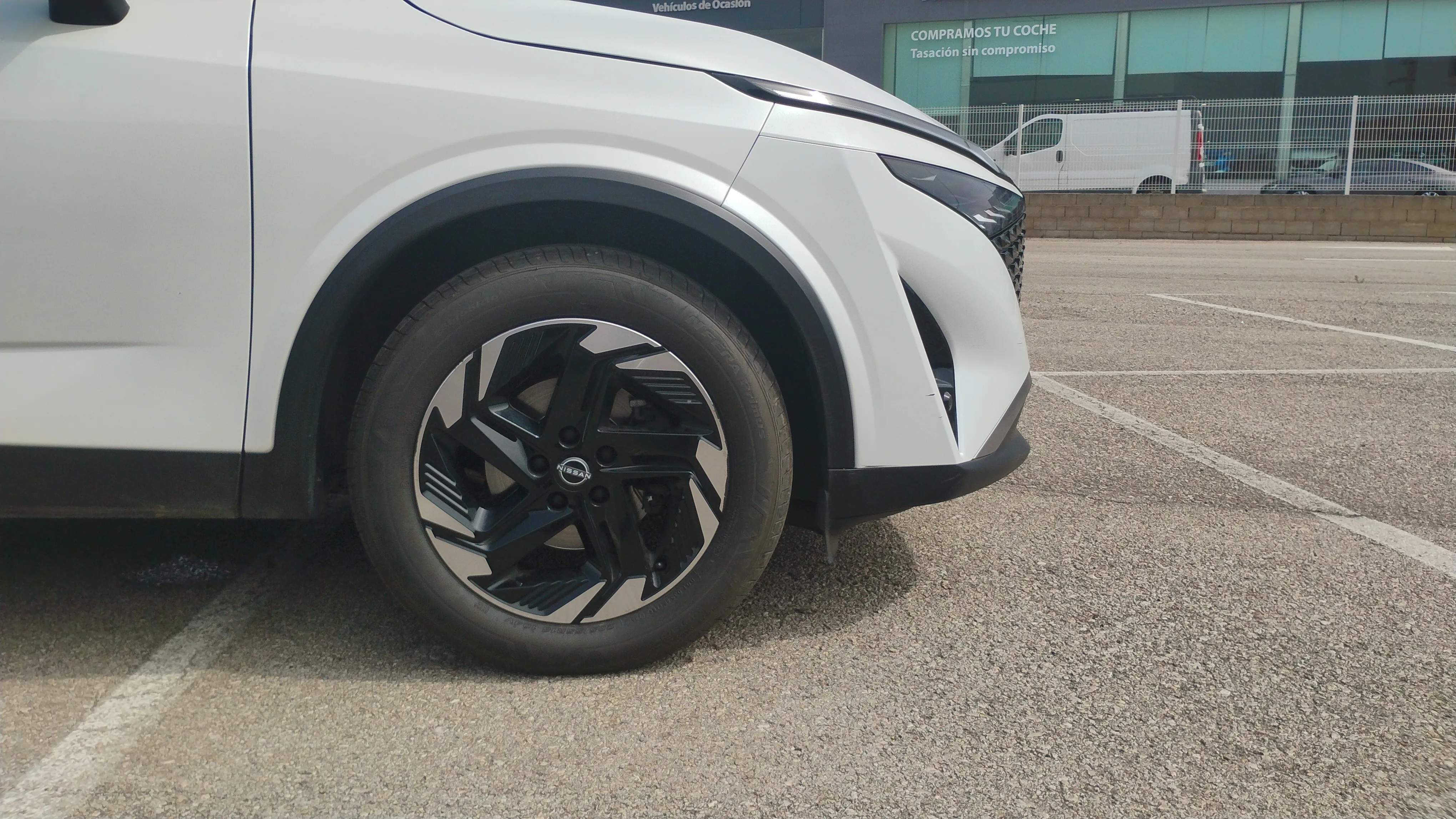 Nissan Qashqai DIG-T N-Connecta - foto 17