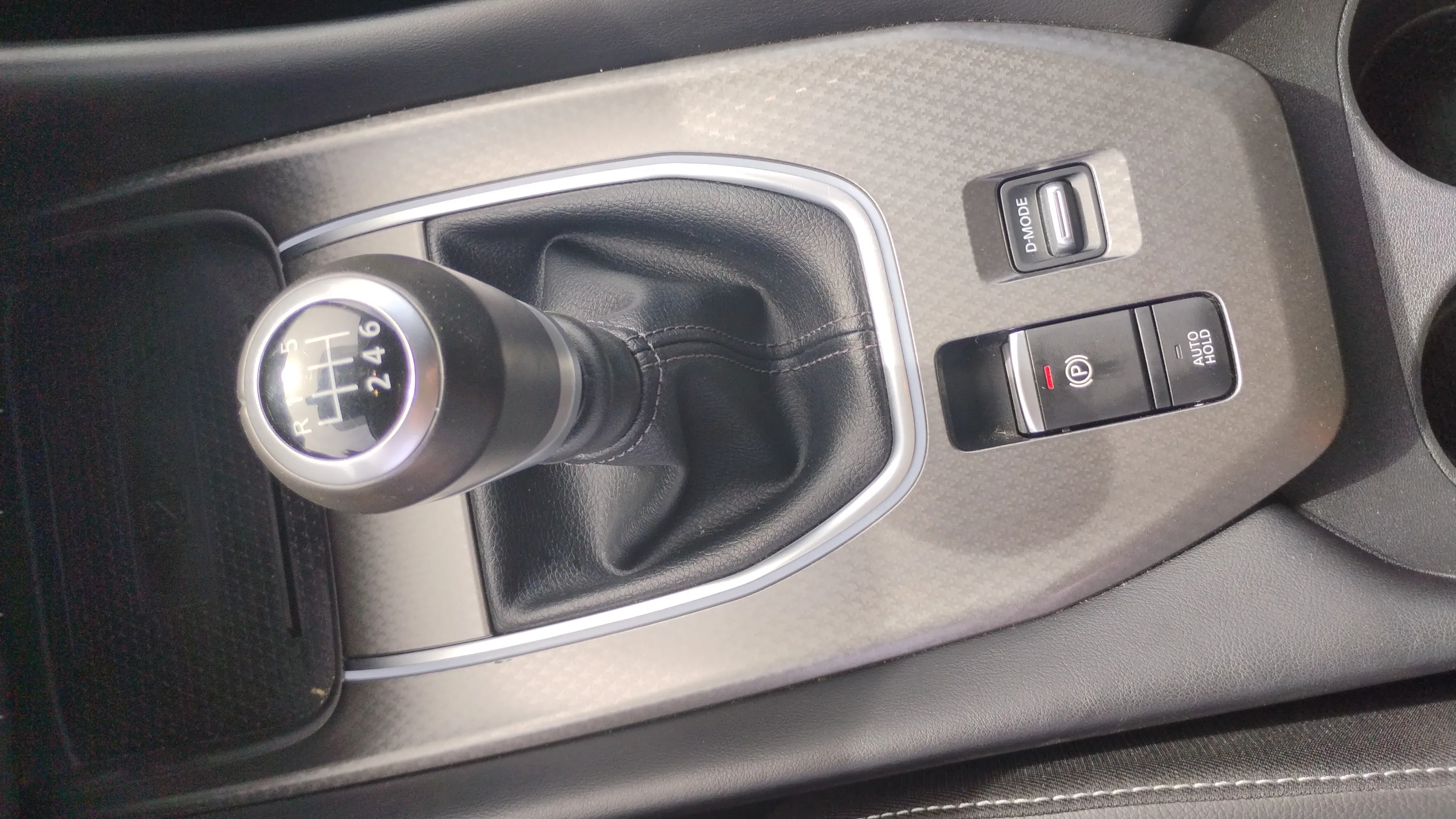 Nissan Qashqai DIG-T N-Connecta - foto 21