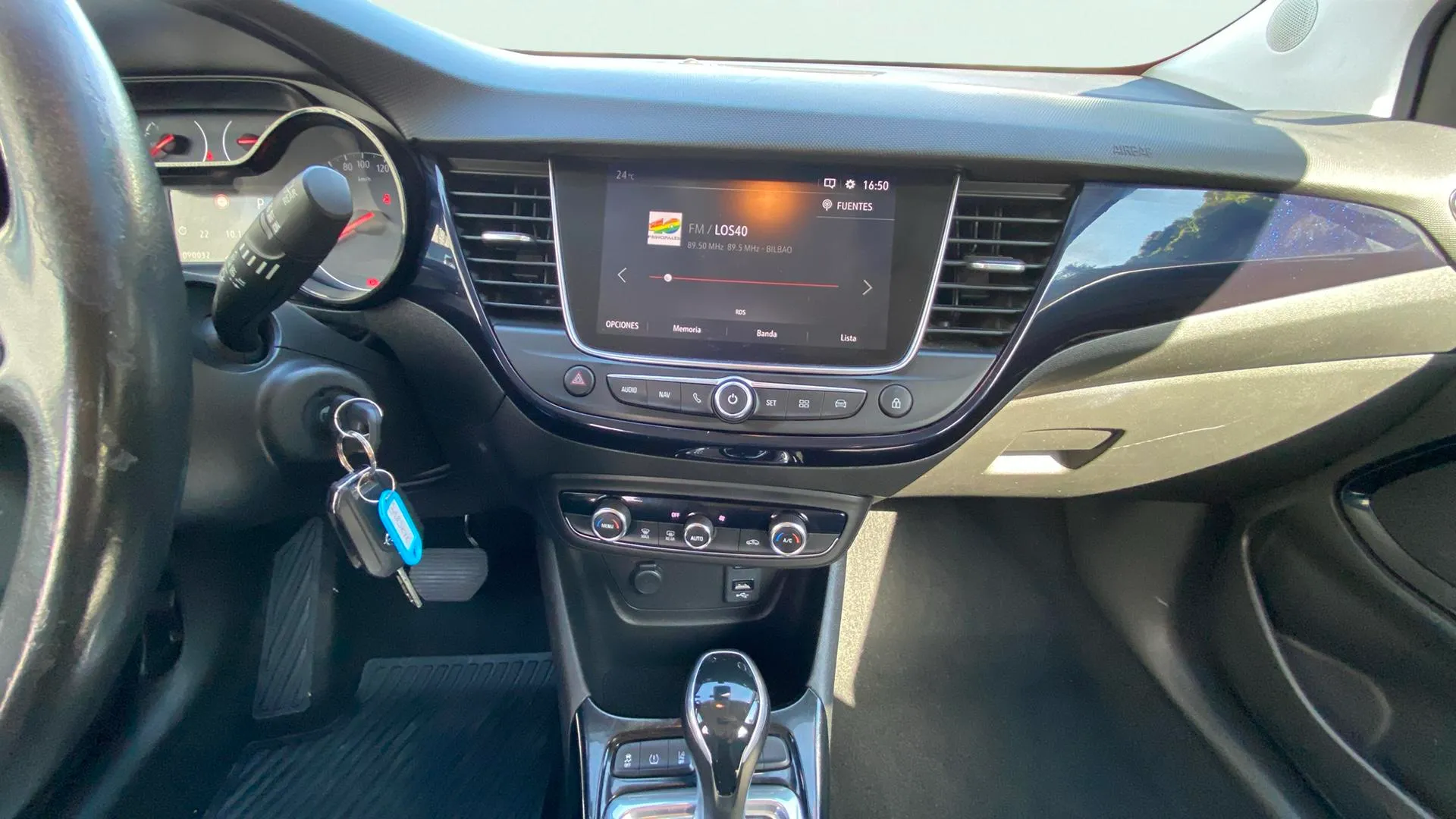 Opel Crossland 1.2 Design Line - foto 12