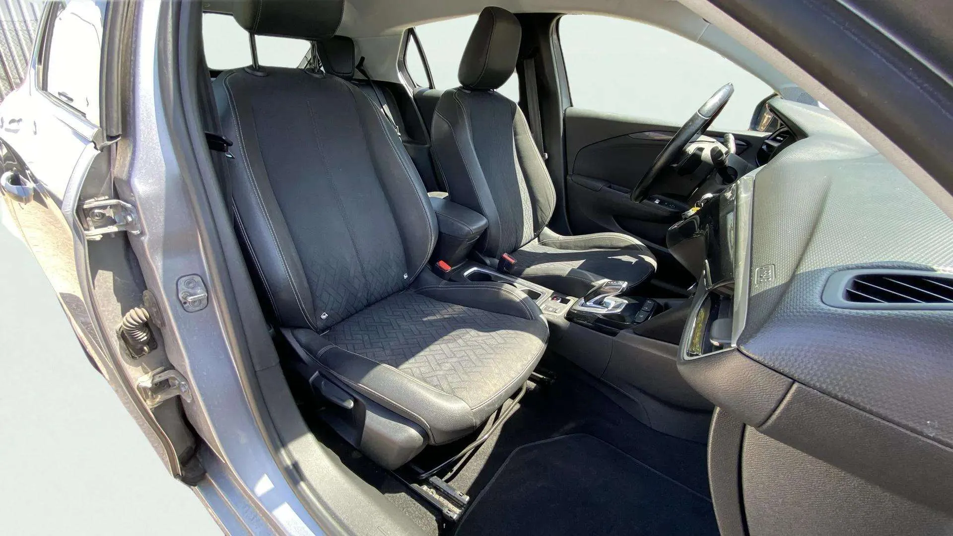 Opel Corsa 1.2T XHL Elegance - foto 18