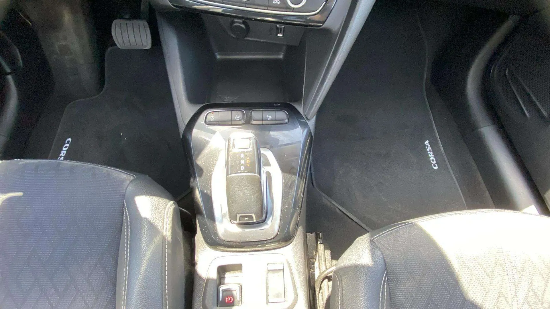 Opel Corsa 1.2T XHL Elegance - foto 14