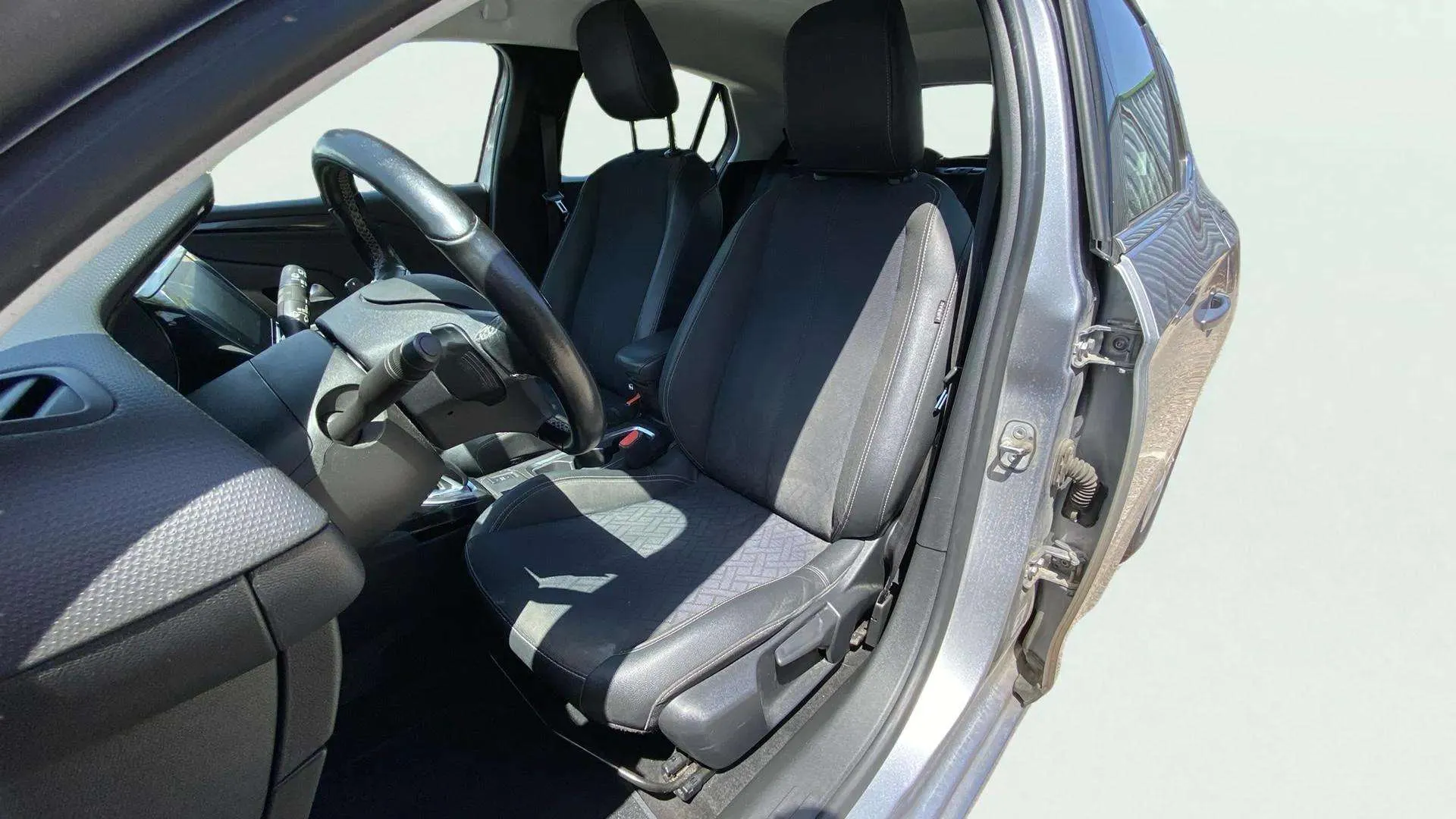 Opel Corsa 1.2T XHL Elegance - foto 9
