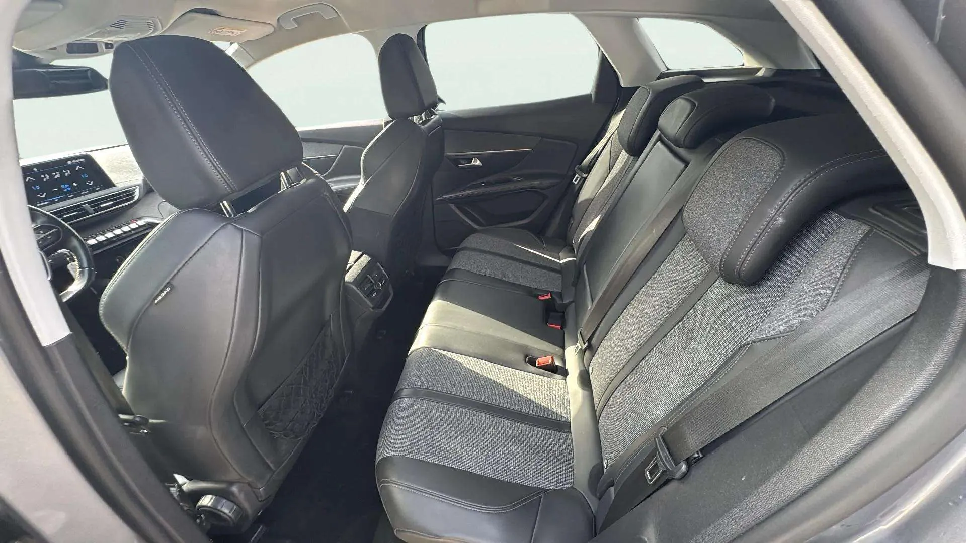 Peugeot 3008 1.5 BlueHDi Allure - foto 15