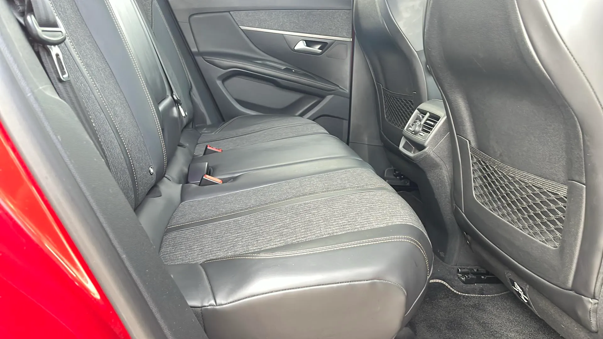 Peugeot 3008 1.2 PureTech GT Line - foto 22