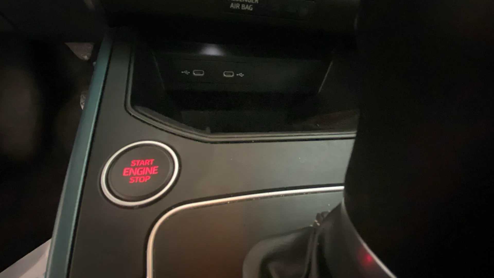 SEAT Arona 1.5 TSI DSG Special Edition - foto 24