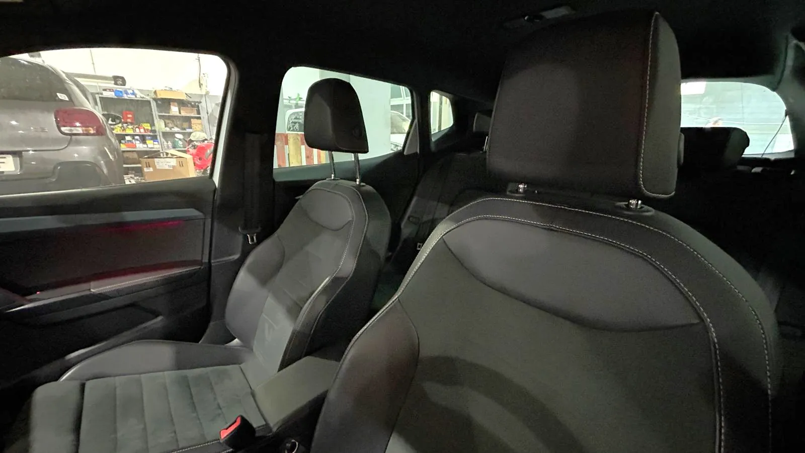 SEAT Arona 1.5 TSI DSG FR XL - foto 5