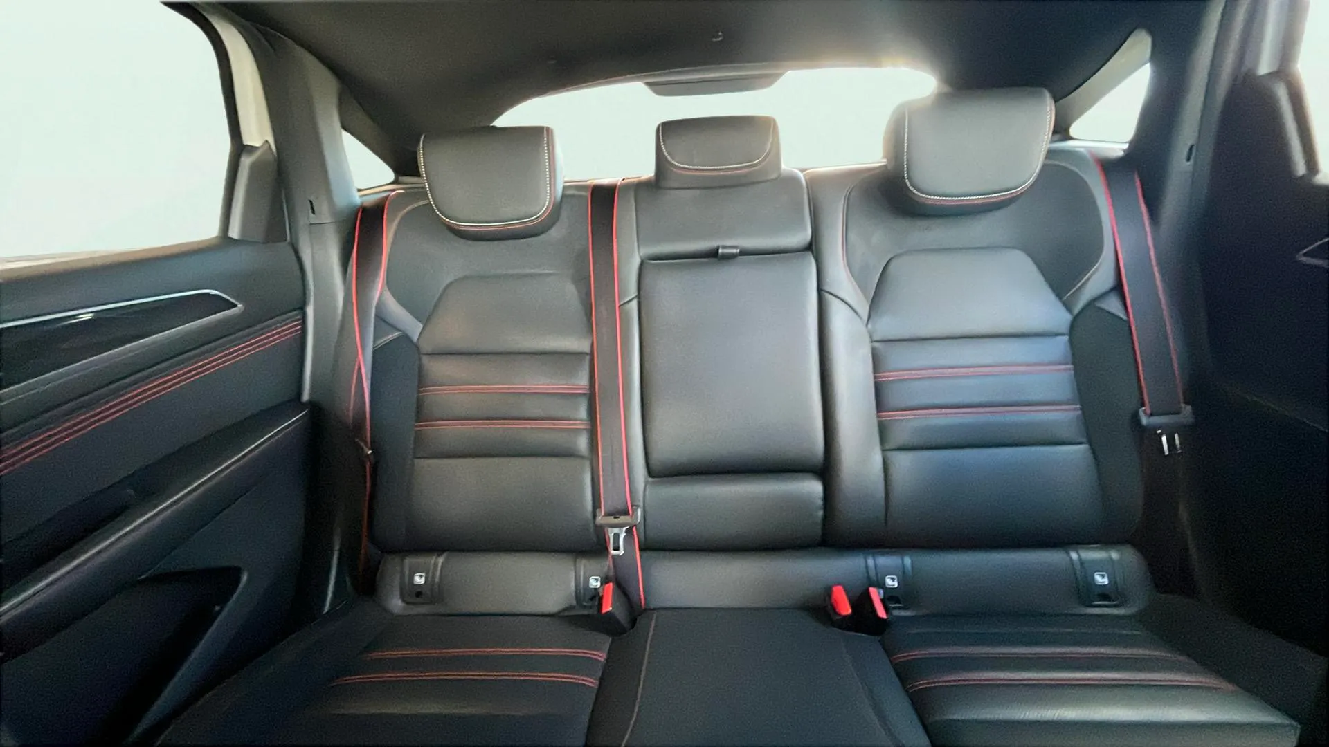 Renault Arkana RS Line TCe EDC mild hybrid - foto 12