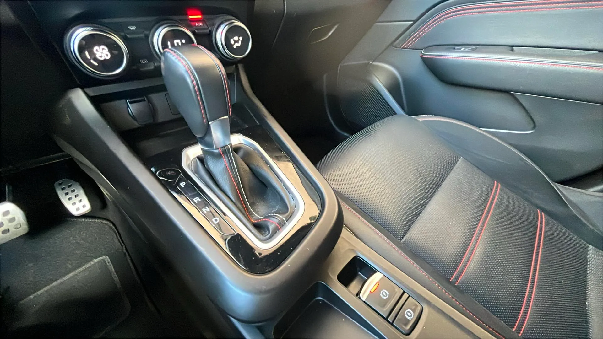 Renault Arkana RS Line TCe EDC mild hybrid - foto 19