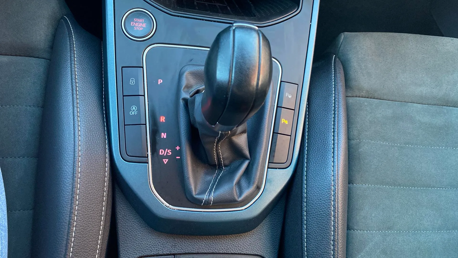 SEAT Arona 1.5 TSI DSG FR XM - foto 22