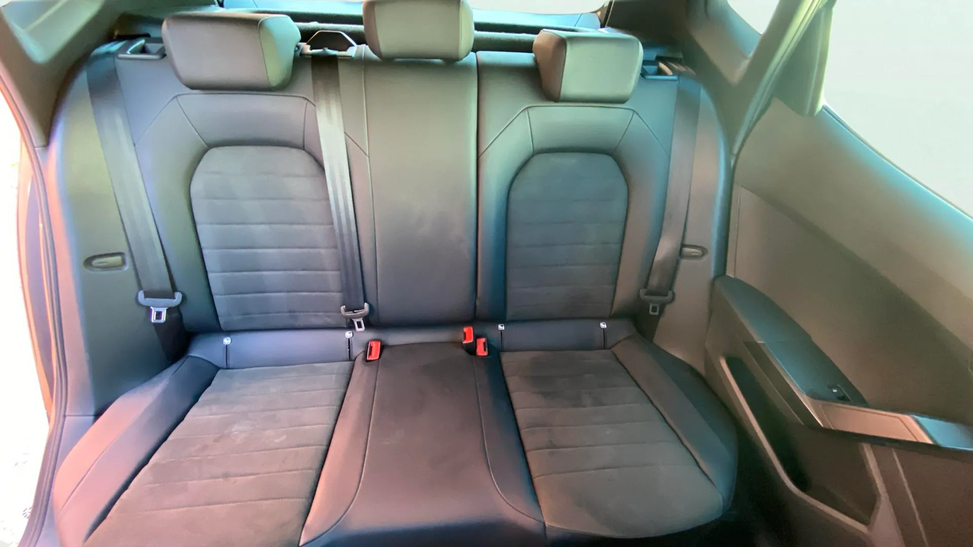 SEAT Arona 1.5 TSI DSG FR XM - foto 15