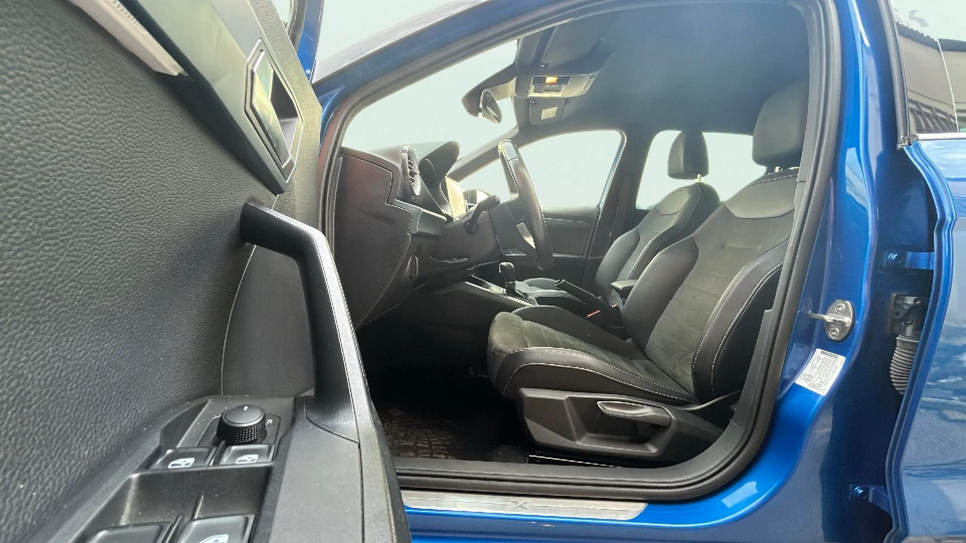 SEAT Arona 1.5 TSI DSG Xperience Special Ed - foto 14