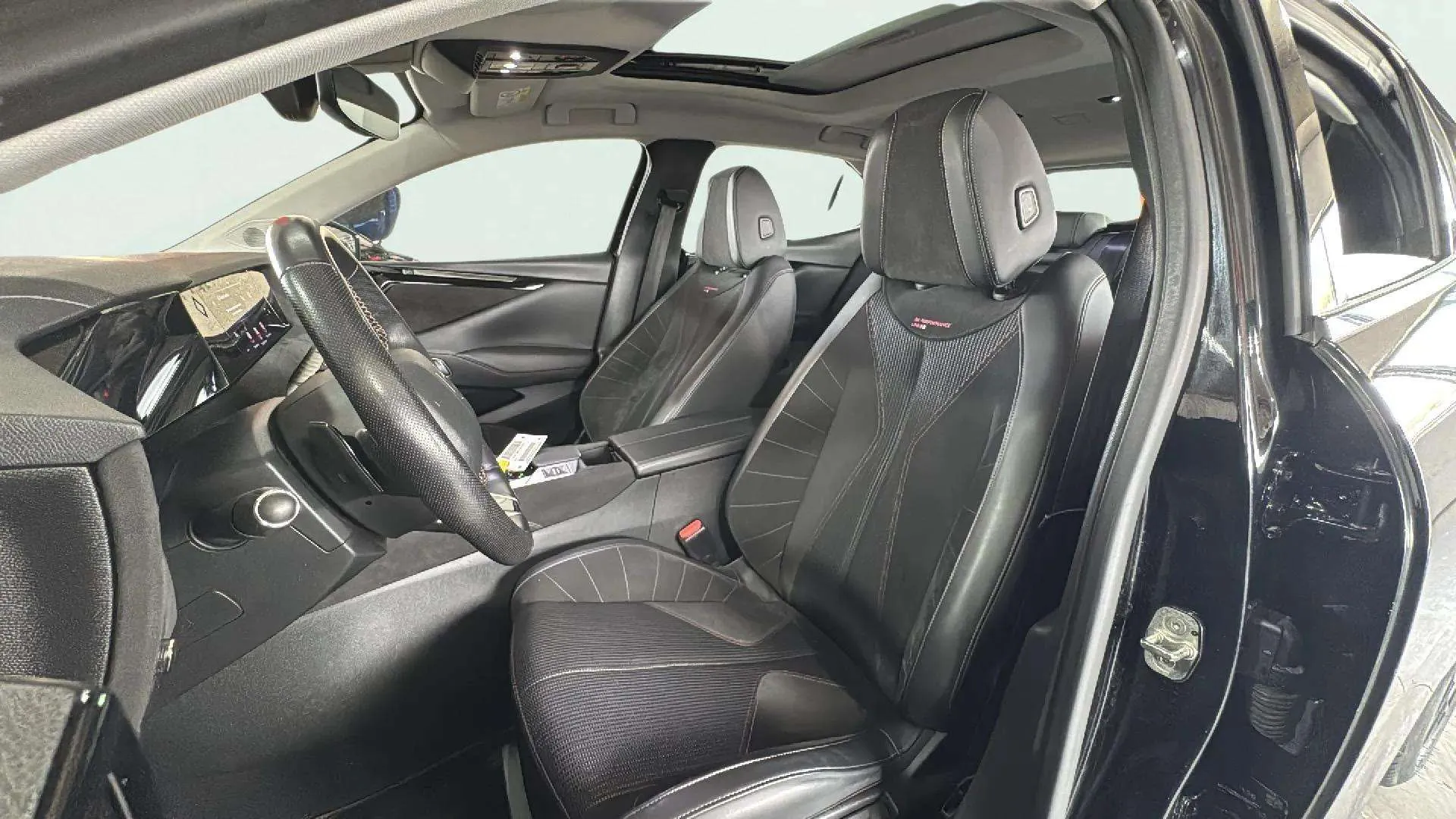 DS DS 4 E-Tense 225 Performance Line - foto 14