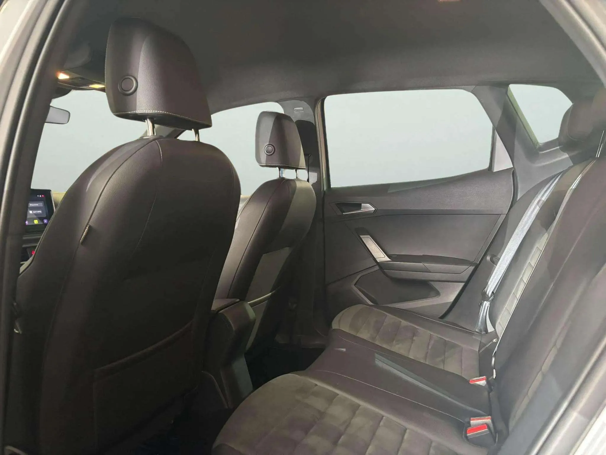 SEAT Arona 1.5 TSI DSG Special Edition - foto 8