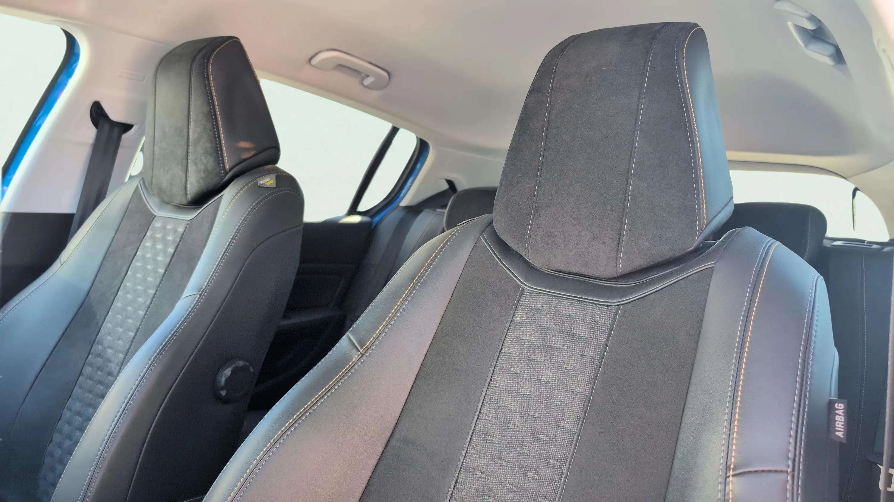 Peugeot 308 Allure PureTech 130 - foto 18