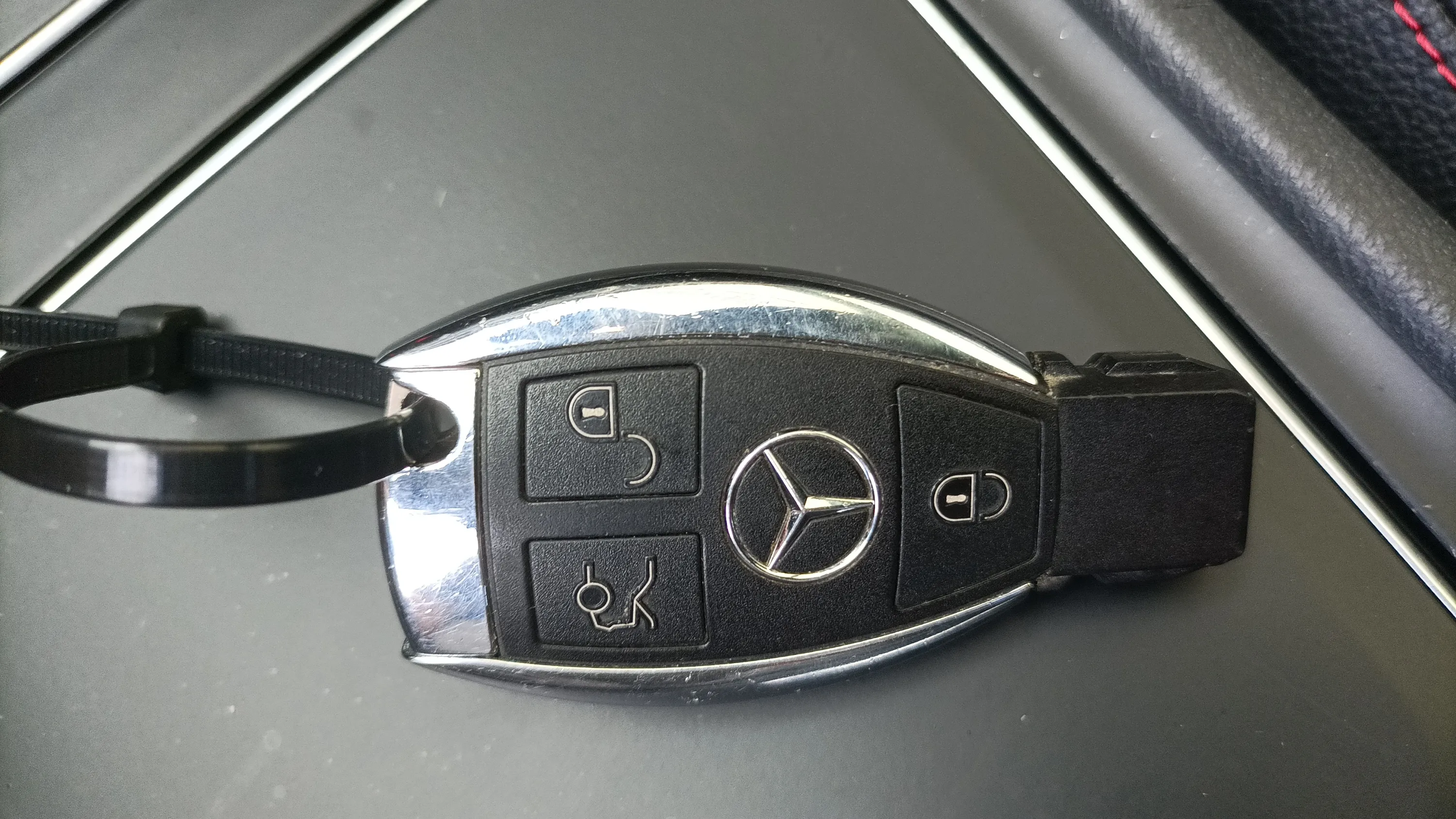 Mercedes-Benz CLA 250 - foto 30