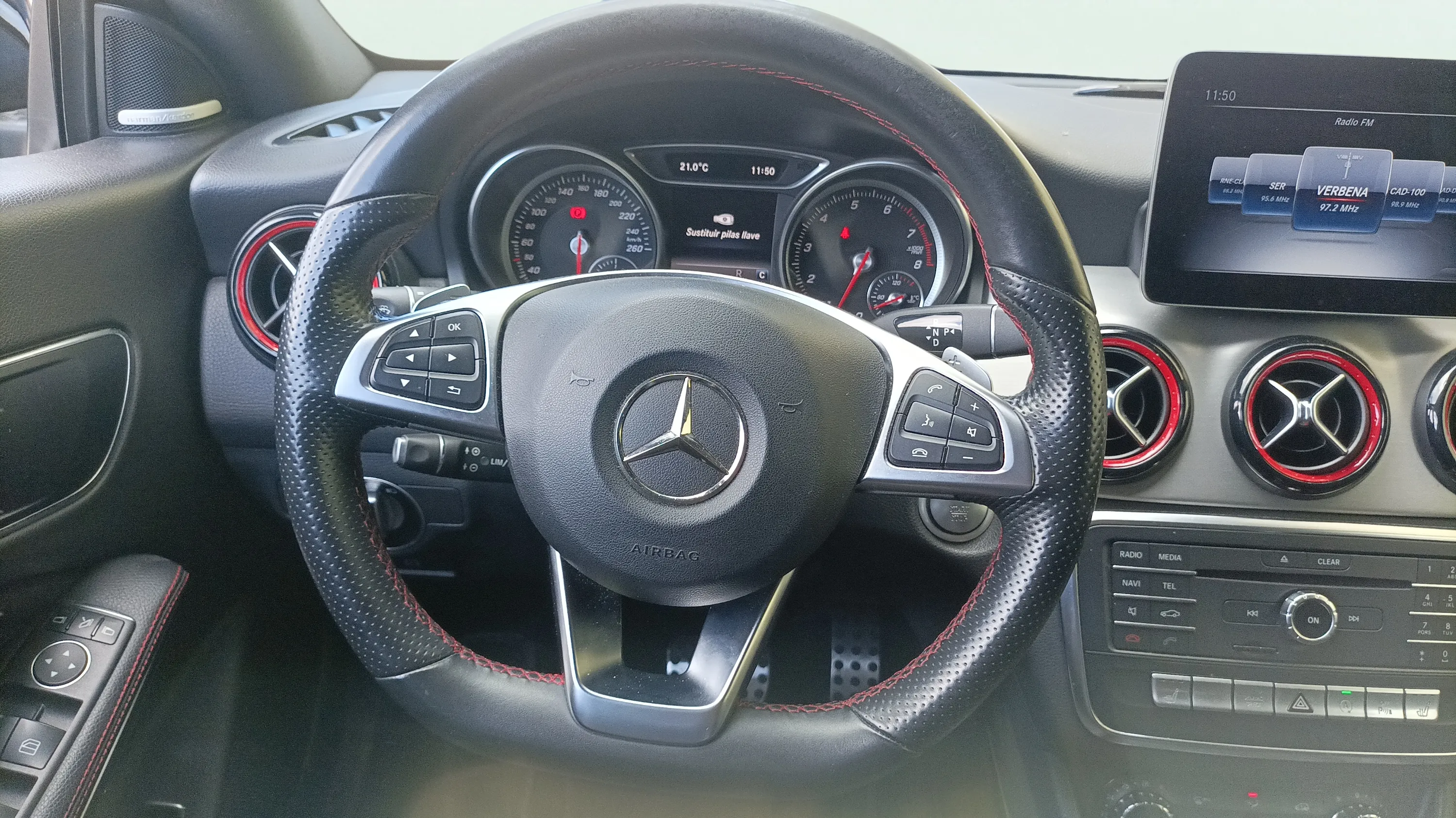 Mercedes-Benz CLA 250 - foto 9