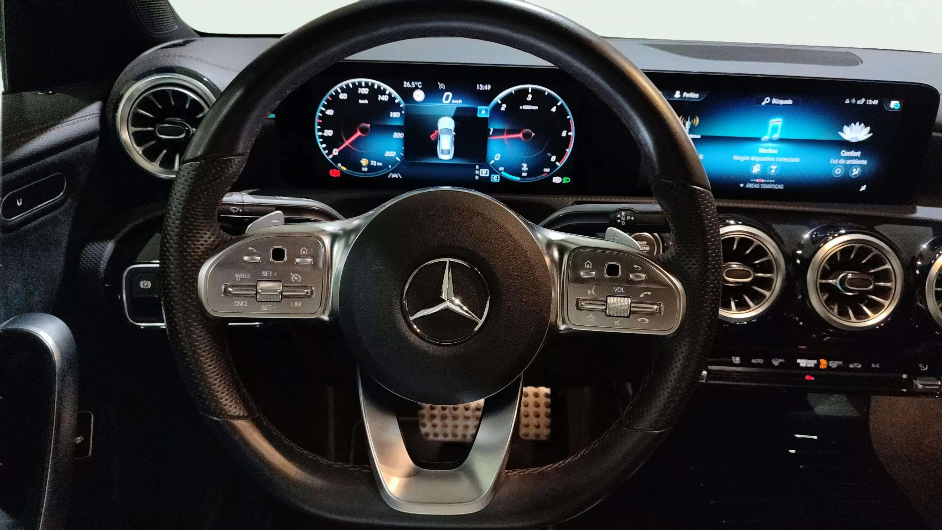 Mercedes-Benz CLA 200 D DCT - foto 9