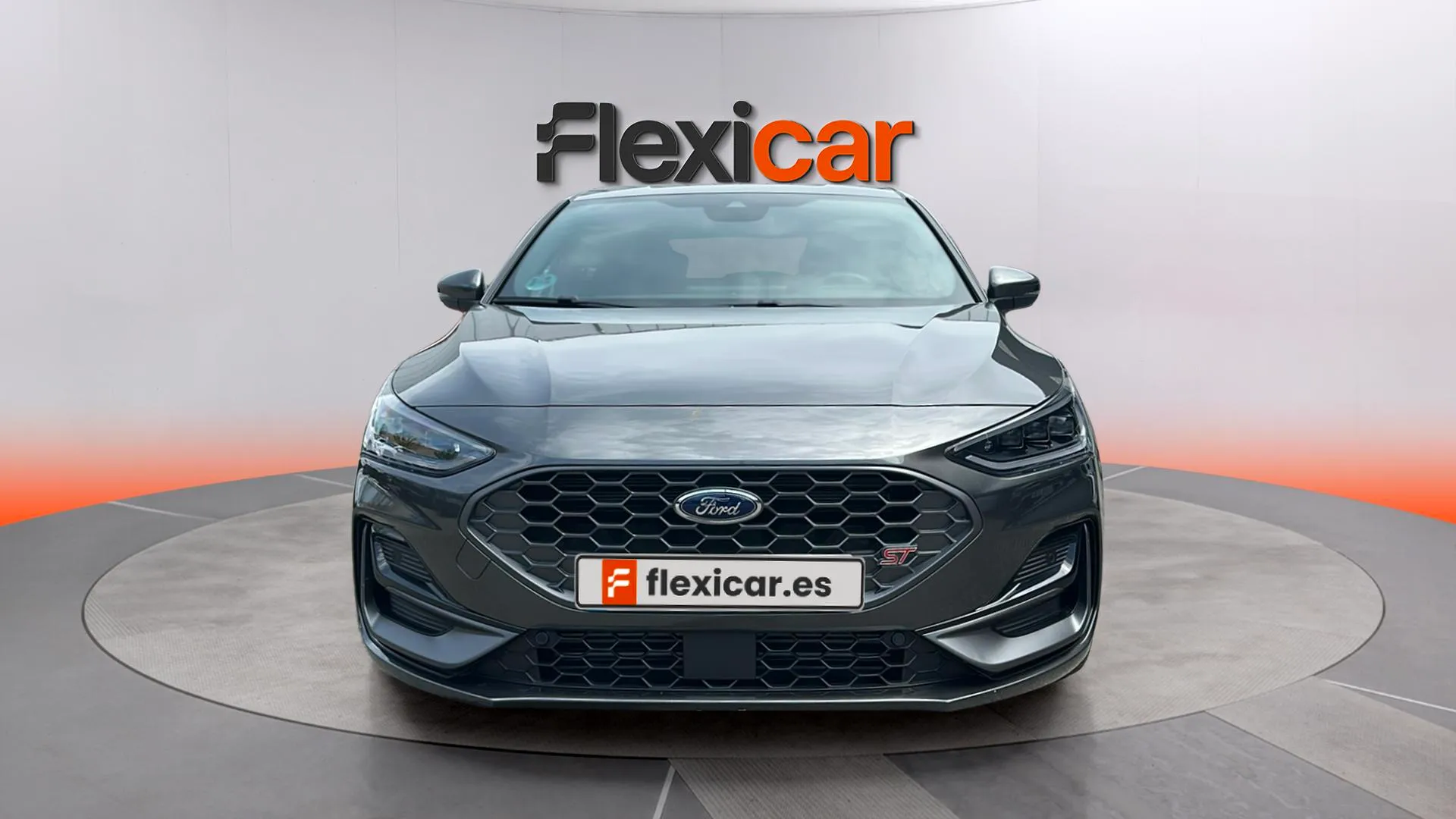 Ford Focus ST 2.3 EcoBoost - foto 6