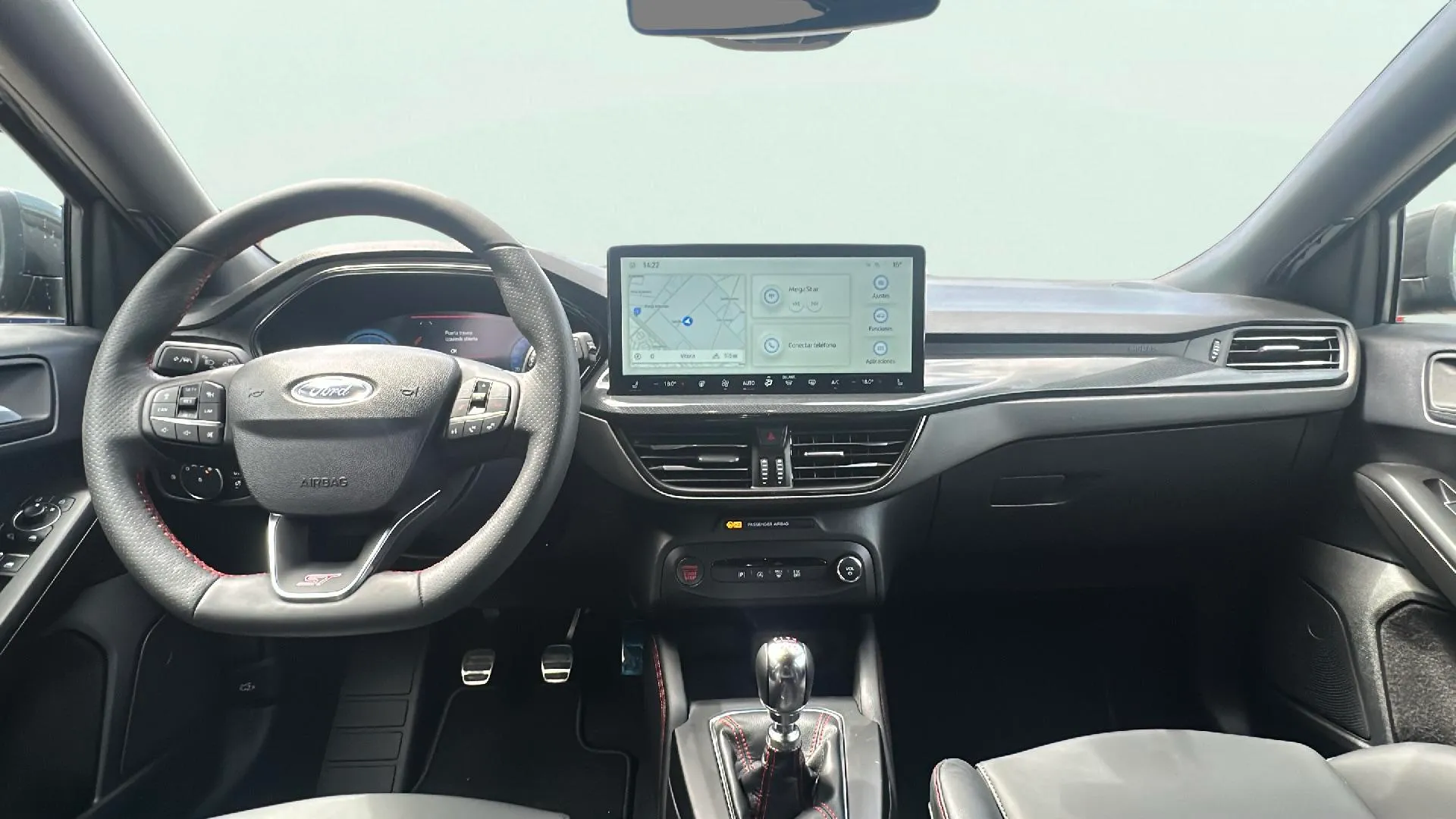 Ford Focus ST 2.3 EcoBoost - foto 14