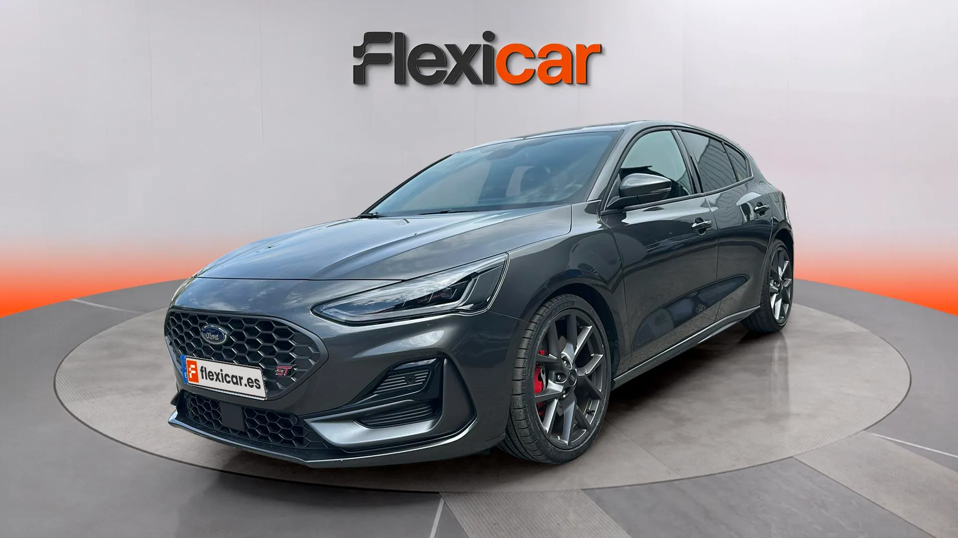 Ford Focus ST 2.3 EcoBoost - foto 8