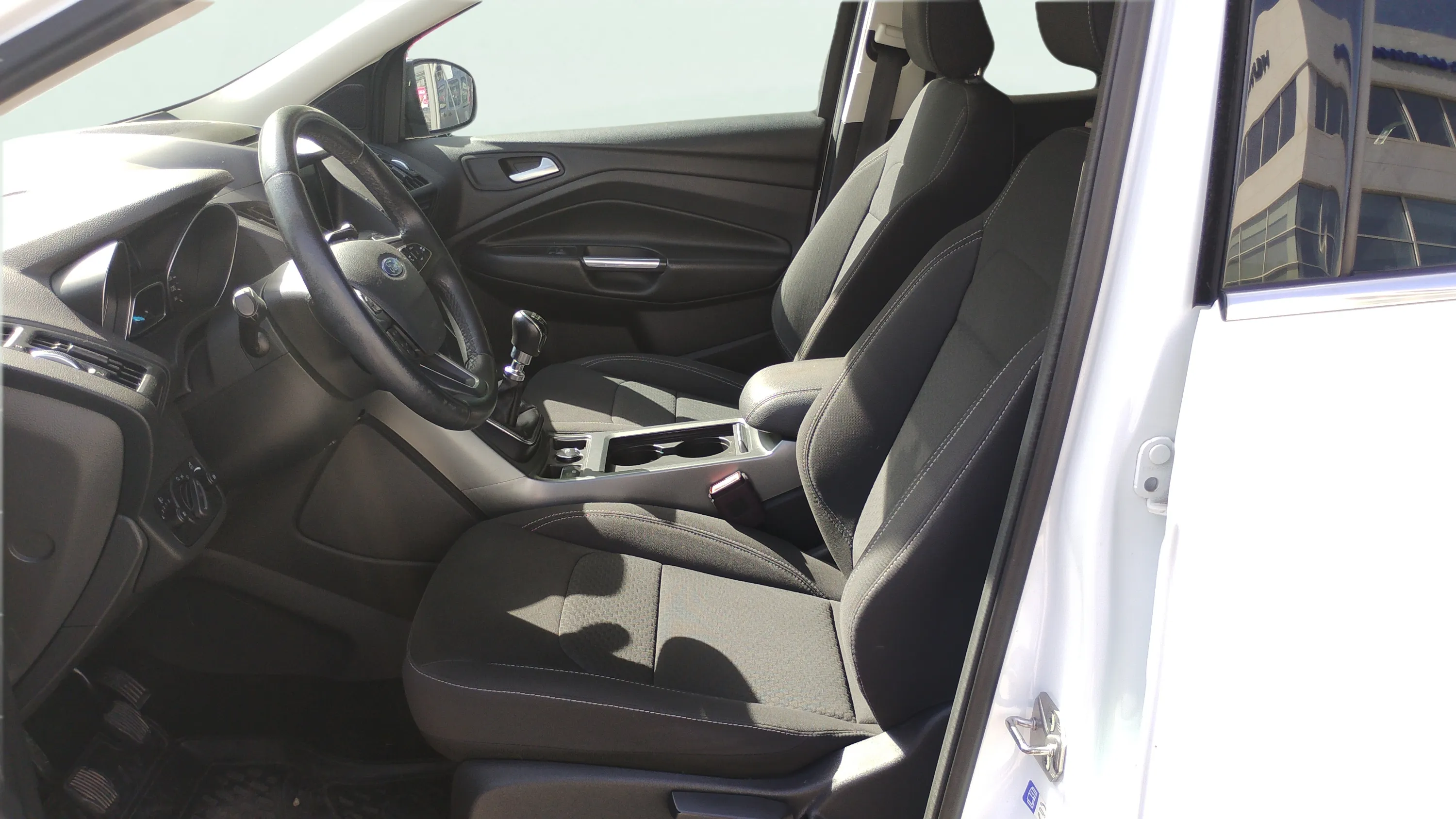 Ford Kuga 1.5 EcoBoost 4x2 Trend+ - foto 10