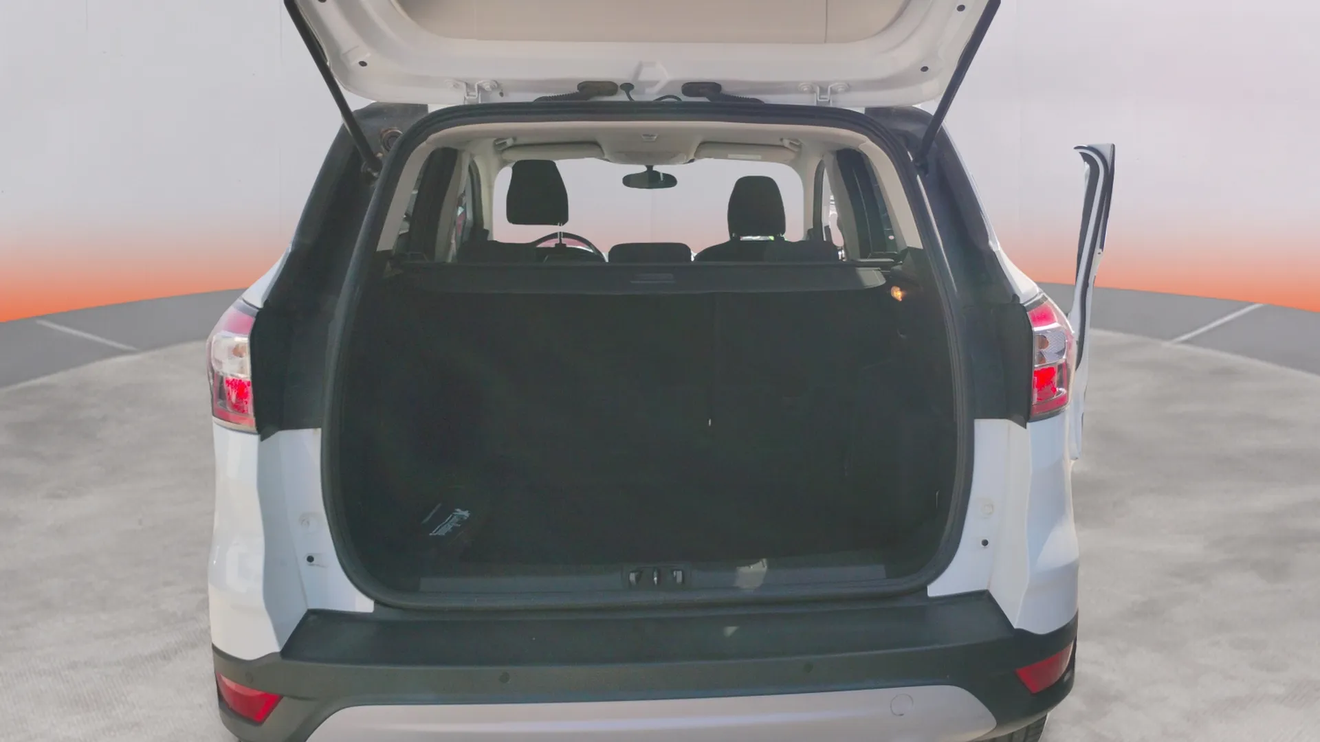 Ford Kuga 1.5 EcoBoost 4x2 Trend+ - foto 13