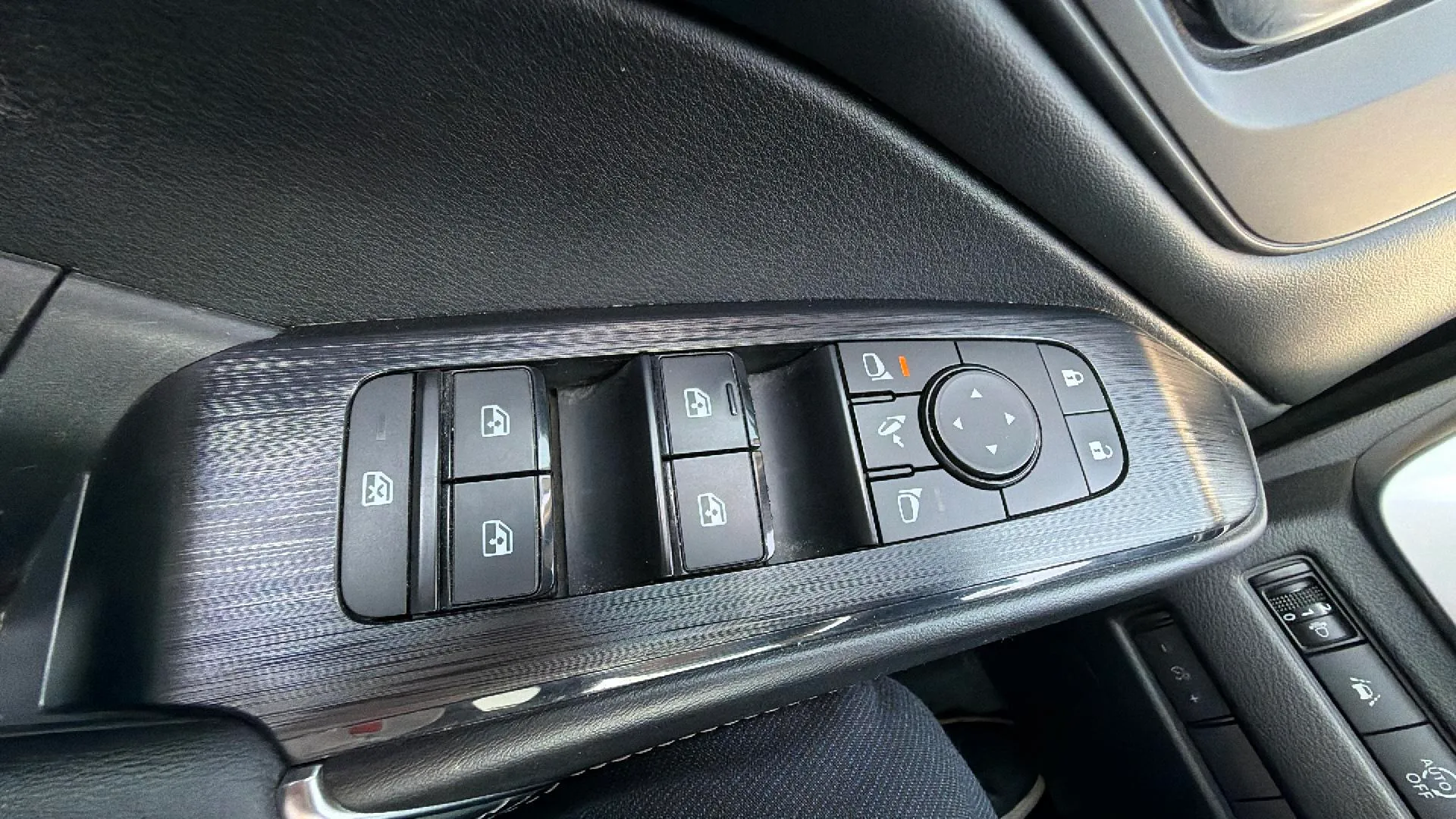 Nissan Qashqai E-POWER N-Connecta - foto 25