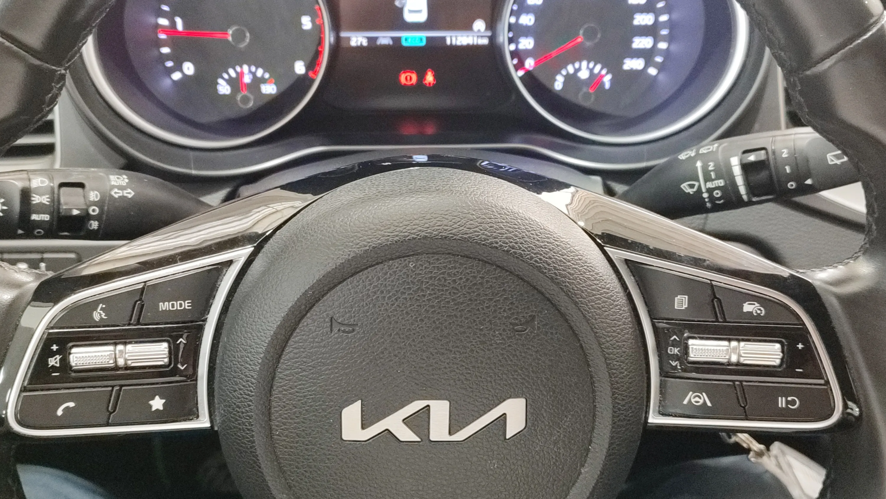 Kia Ceed 1.6 MHEV iMT Drive - foto 14