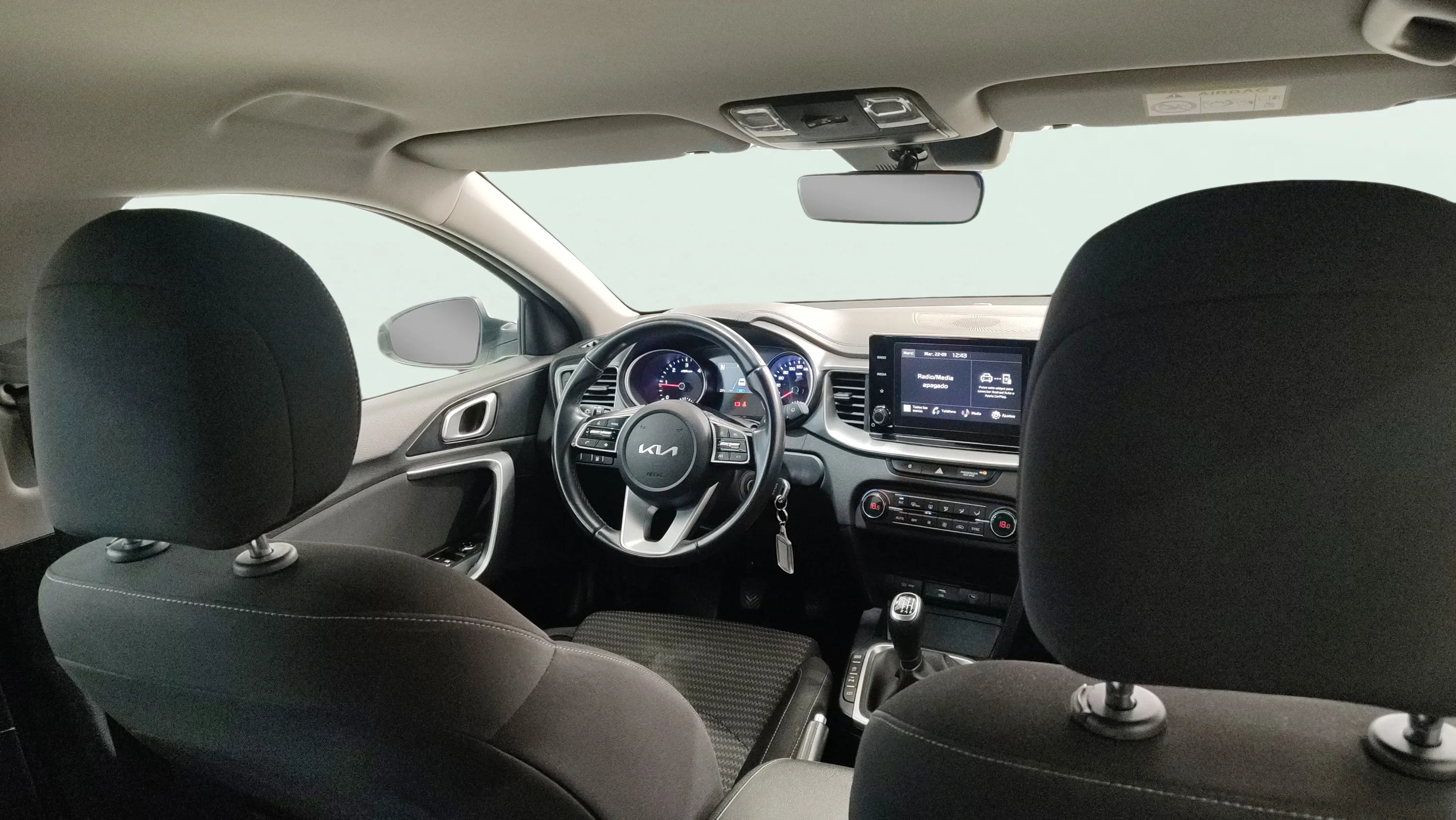 Kia Ceed 1.6 MHEV iMT Drive - foto 23
