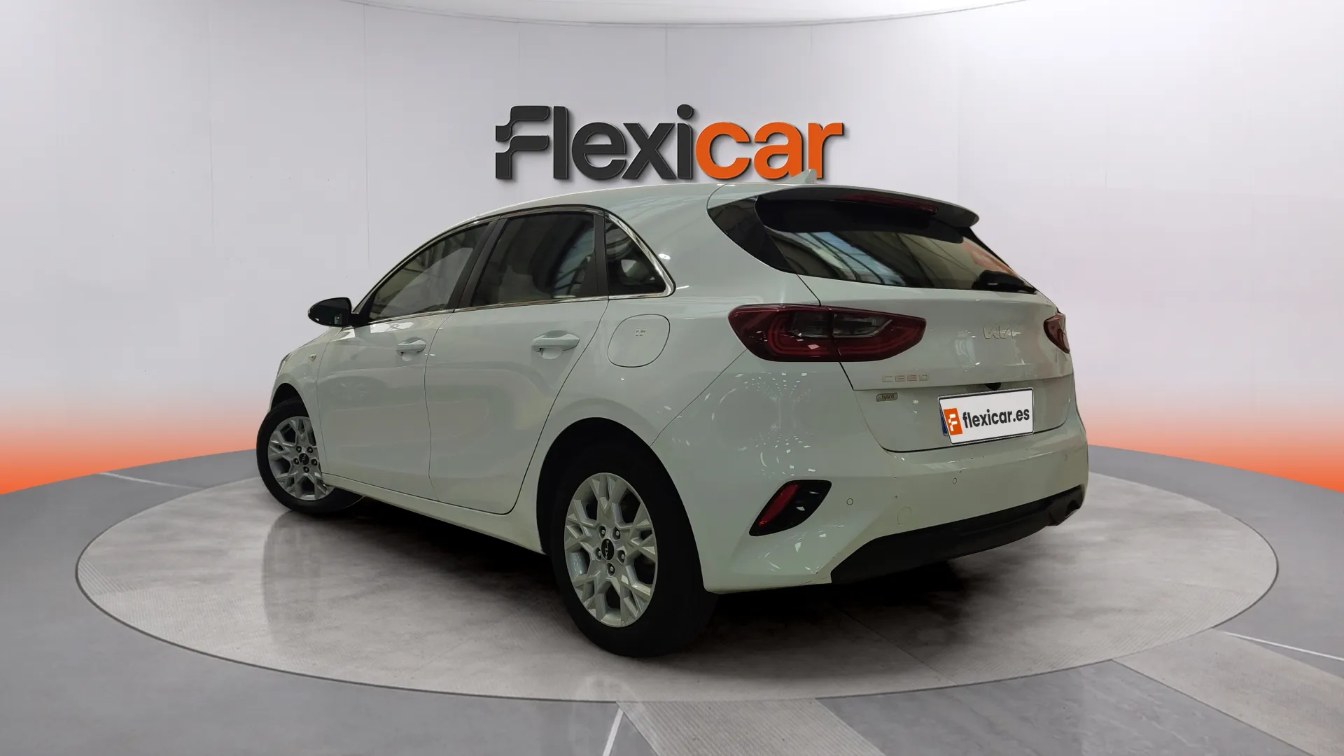 Kia Ceed 1.6 MHEV iMT Drive - foto 5