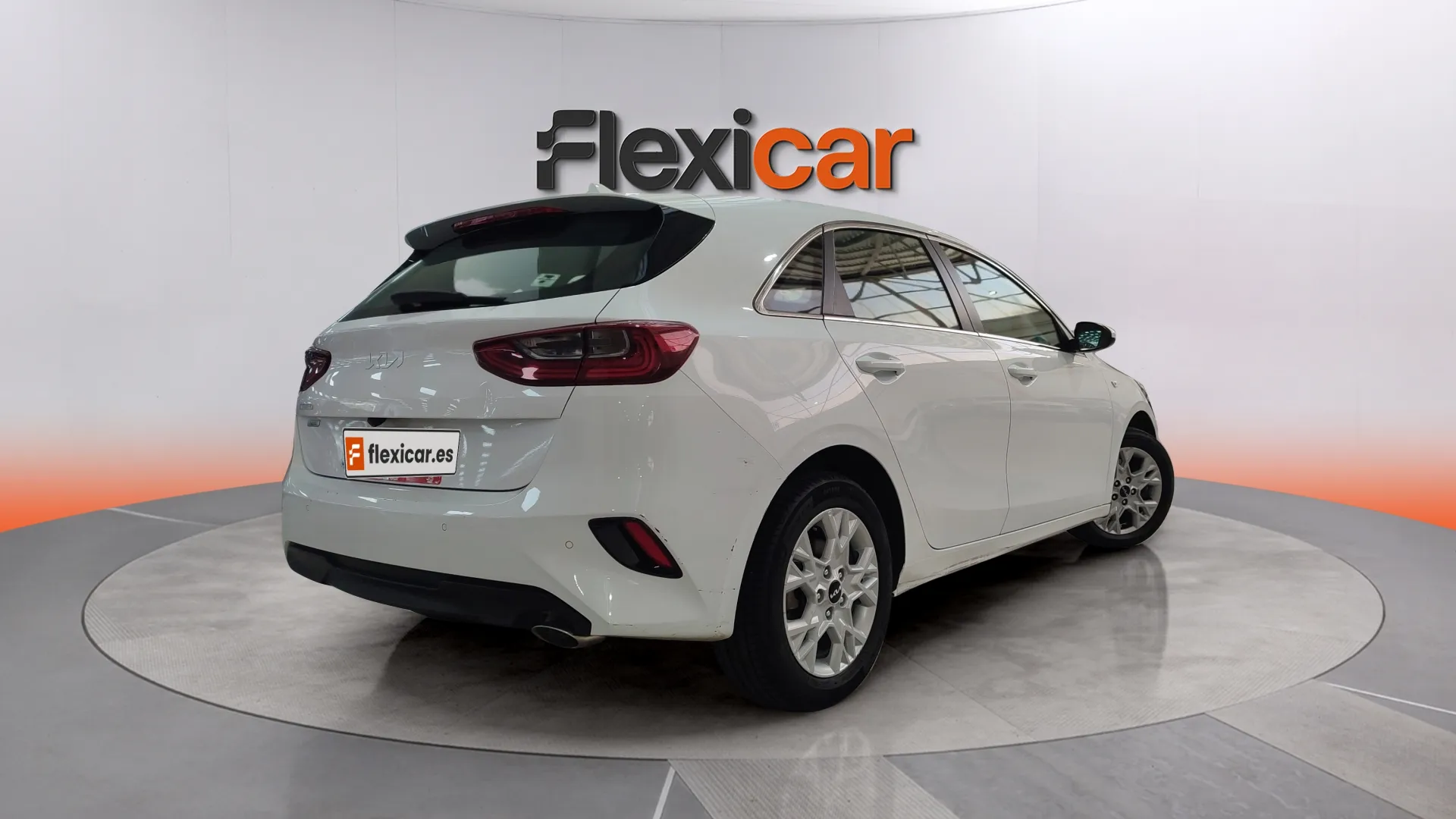 Kia Ceed 1.6 MHEV iMT Drive - foto 7