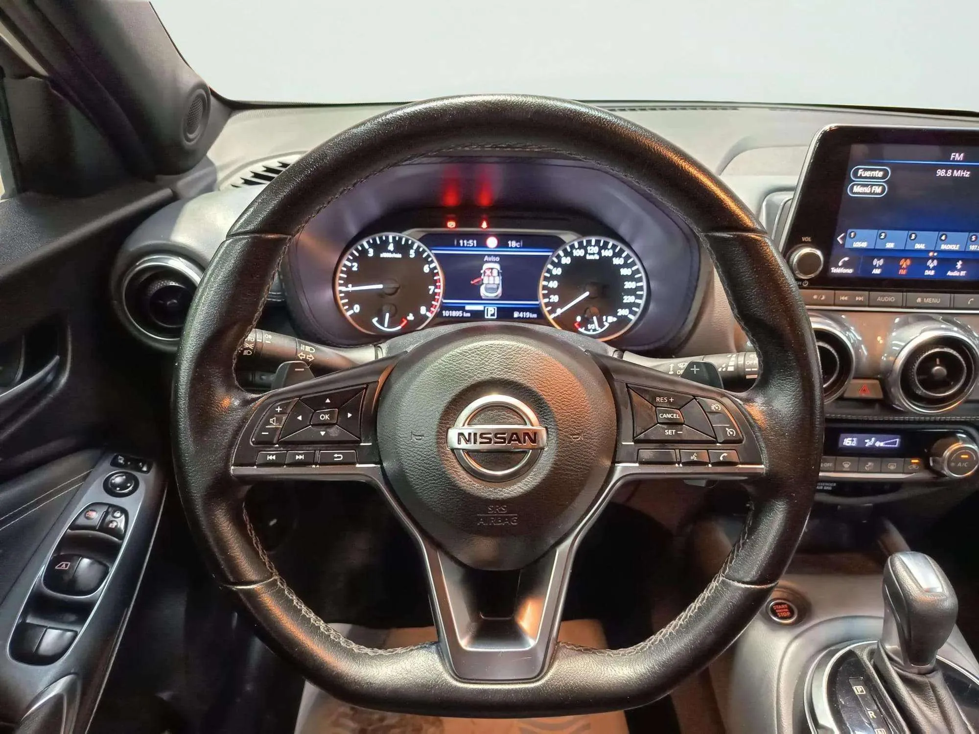 Nissan Juke DIG-T DCT Enigma - foto 10