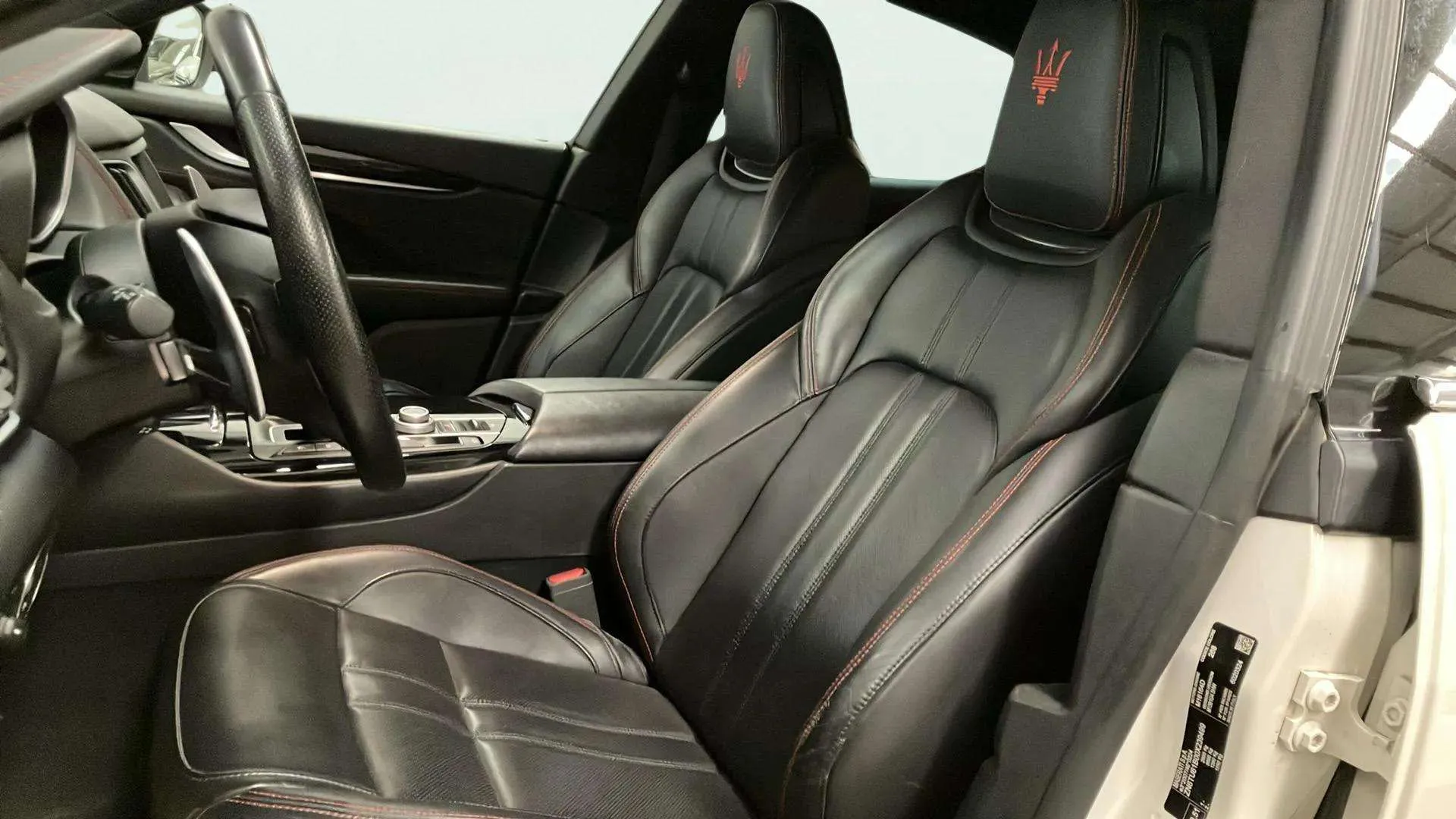 Maserati Levante V6 D AWD - foto 9