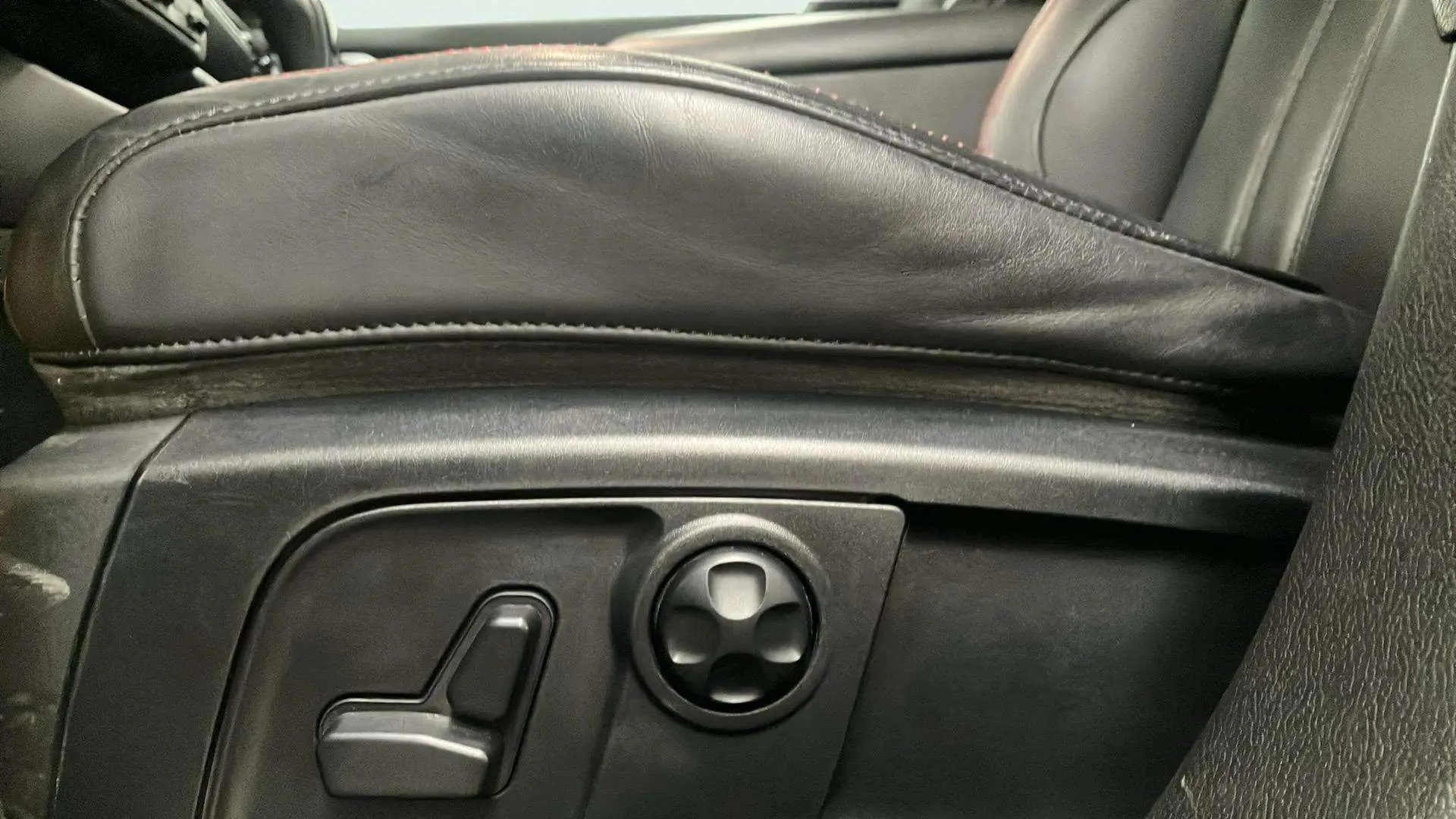 Maserati Levante V6 D AWD - foto 11