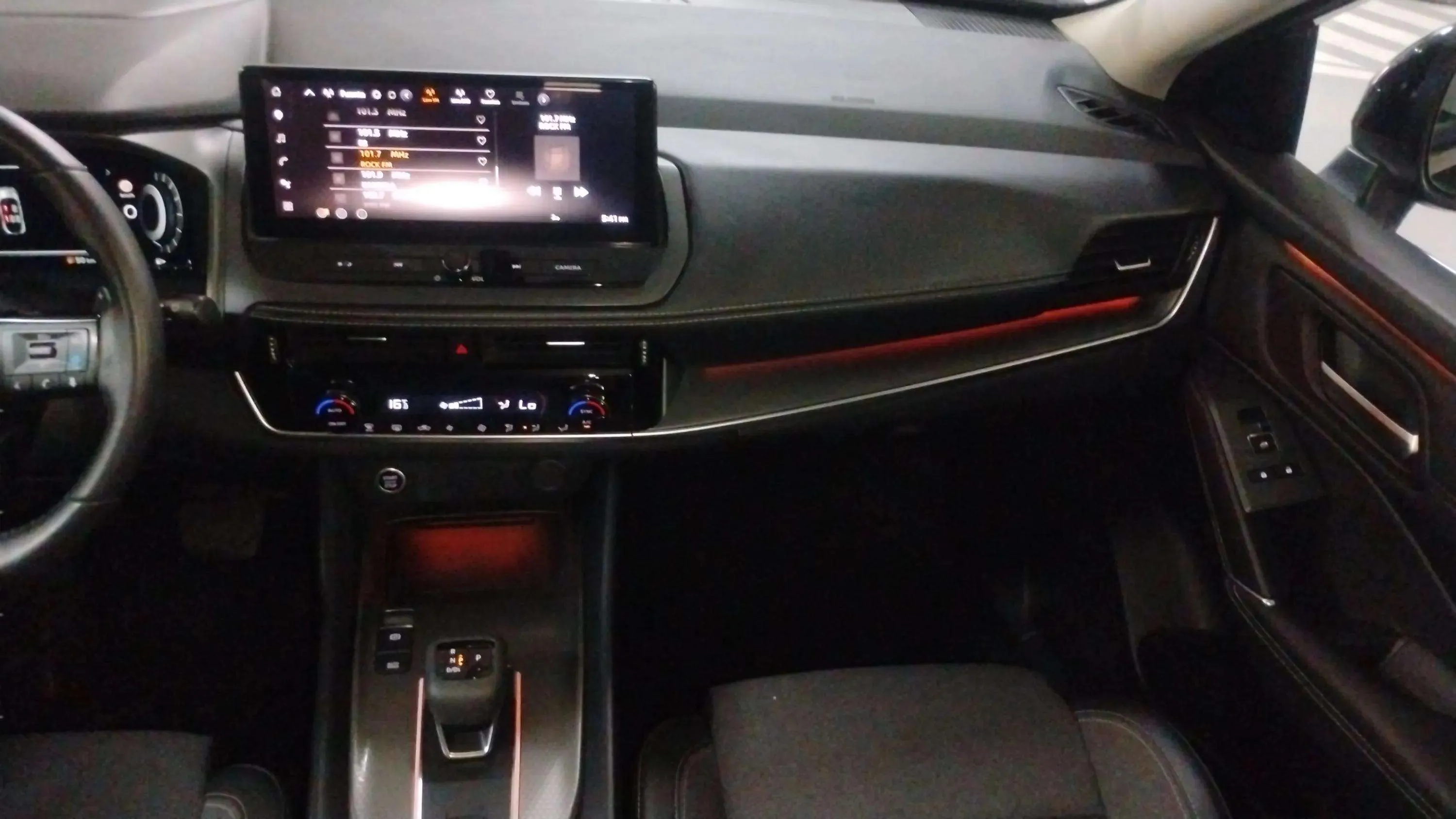 Nissan Qashqai DIG-T mHEV CVT Acenta - foto 19