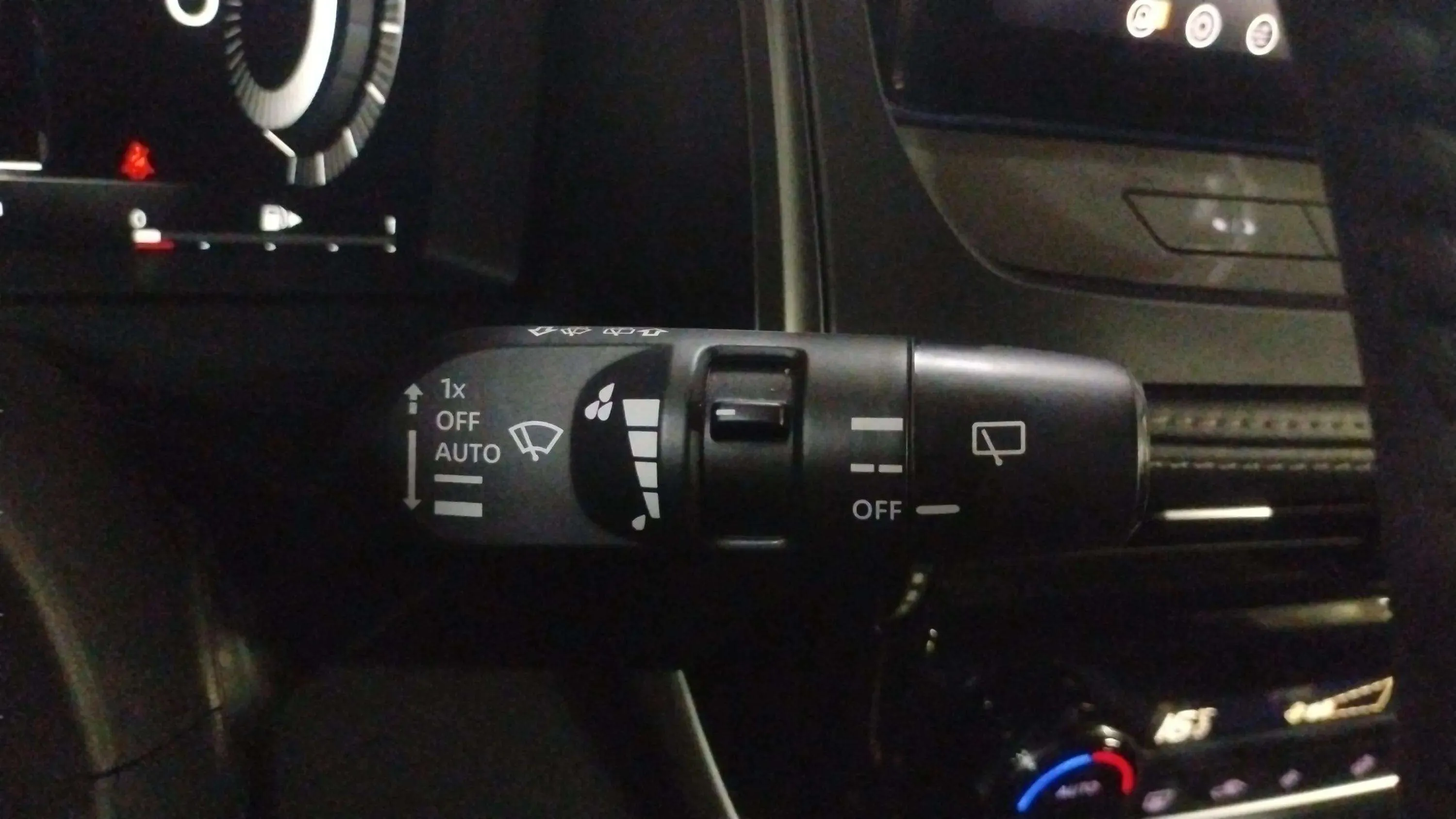 Nissan Qashqai DIG-T mHEV CVT Acenta - foto 25