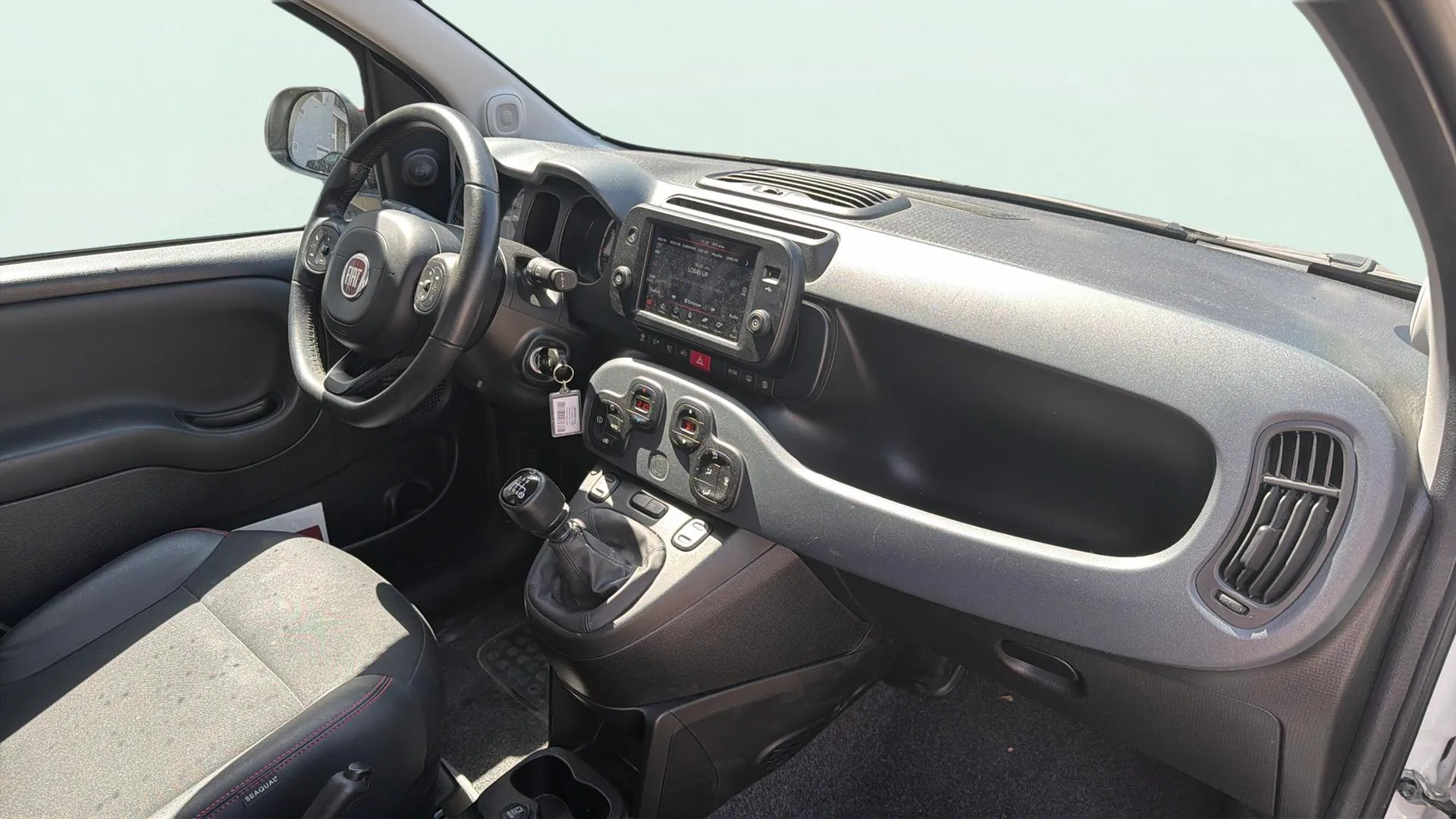 Fiat Panda Red 1.0 Hybrid - foto 9