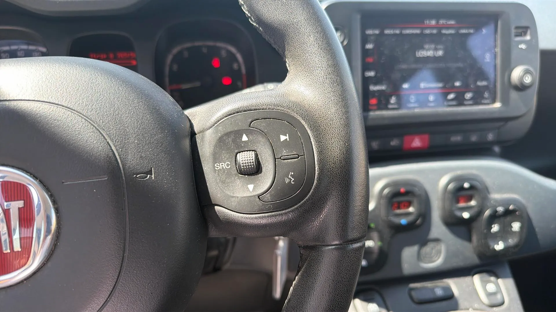 Fiat Panda Red 1.0 Hybrid - foto 13