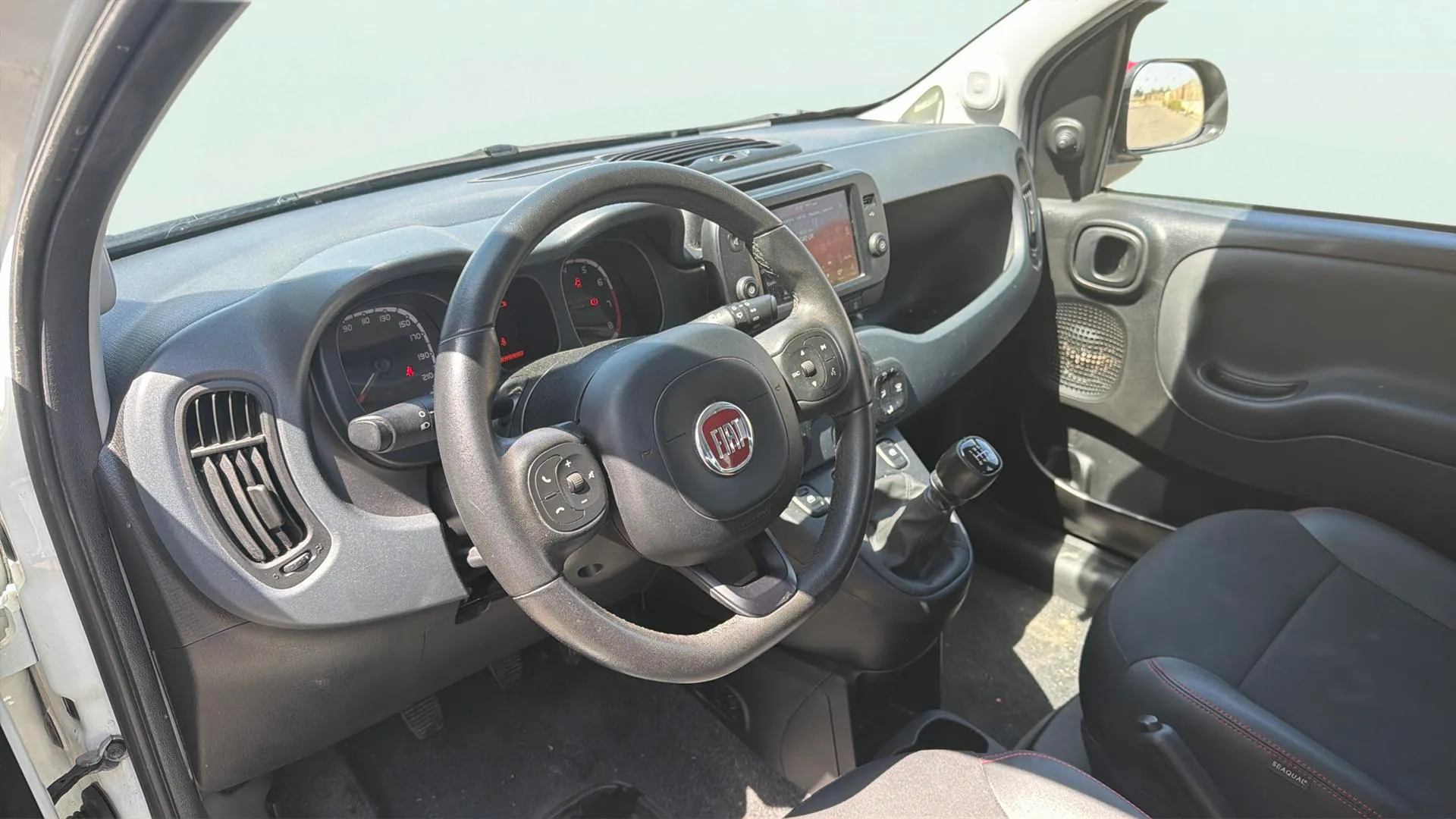 Fiat Panda Red 1.0 Hybrid - foto 8
