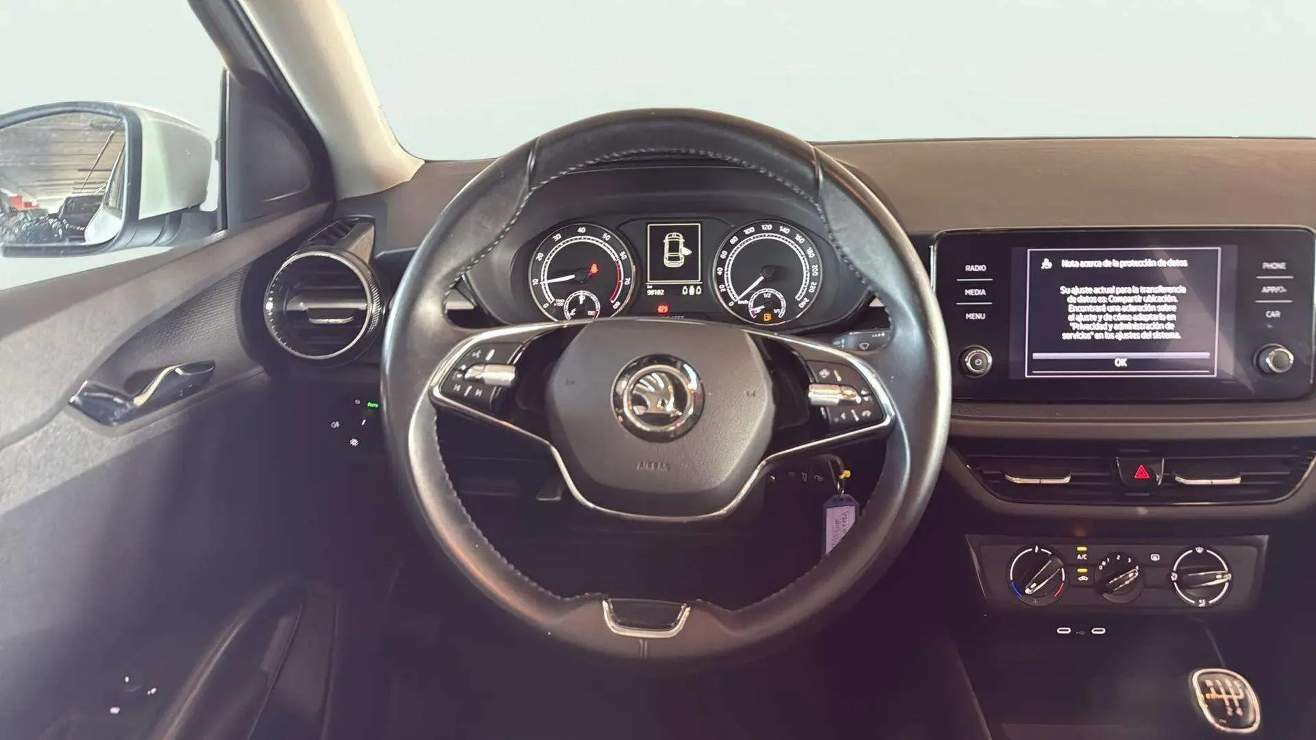 Škoda Fabia 1.0 TSI Ambition - foto 11
