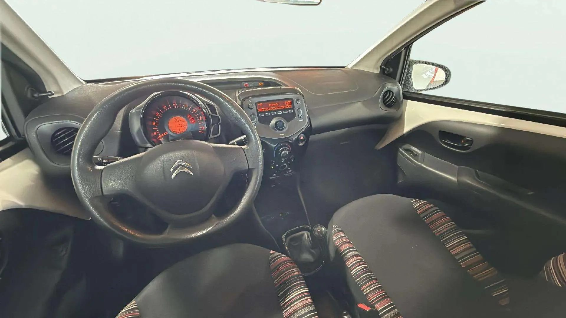 Citroën C1 VTi City Edition - foto 9