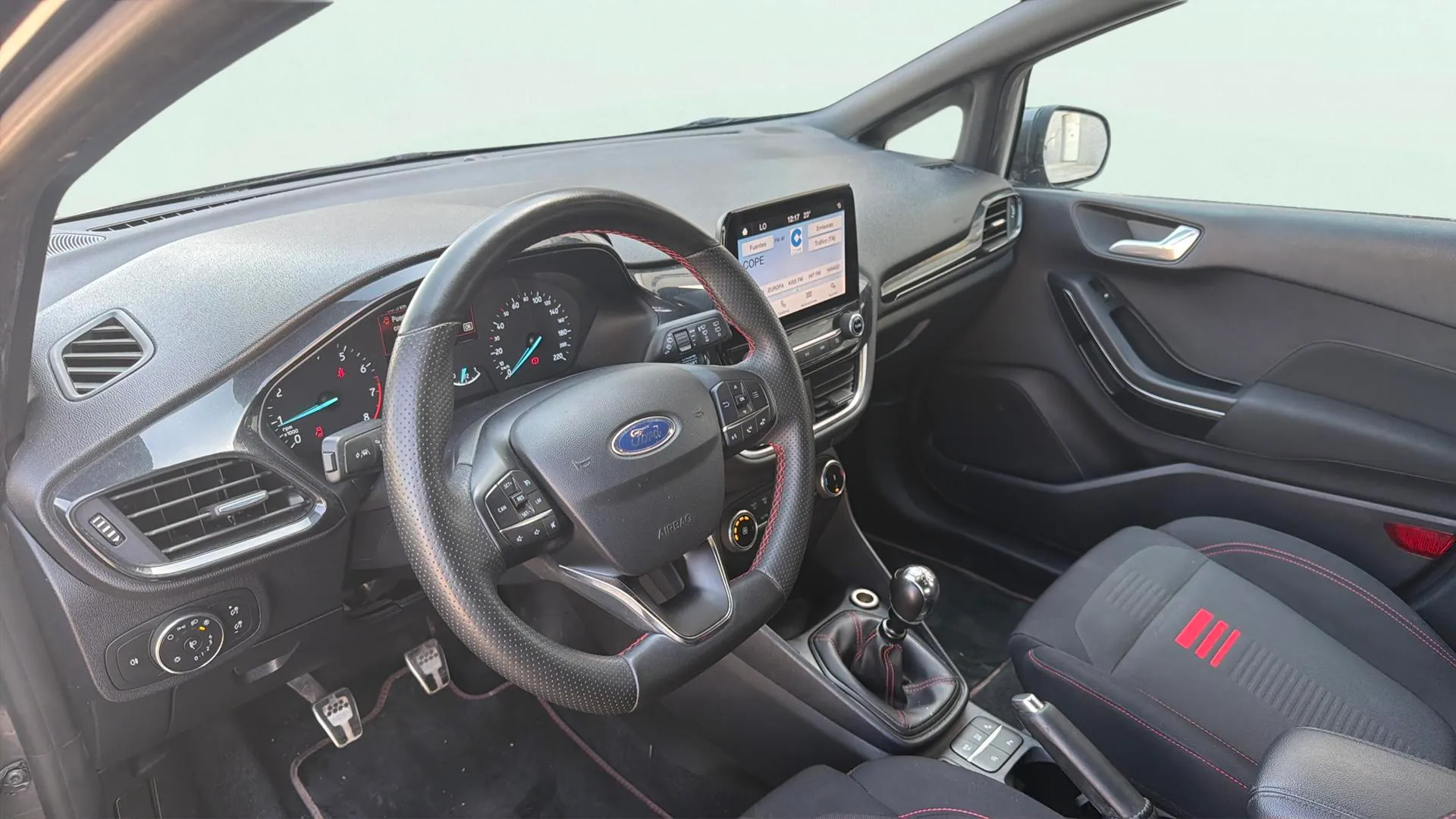 Ford Fiesta 1.0 EcoB. MHEV ST-Line - foto 8