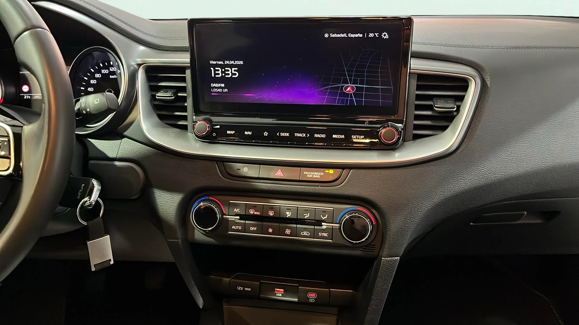 Kia XCeed 1.0 MHEV Drive - foto 11