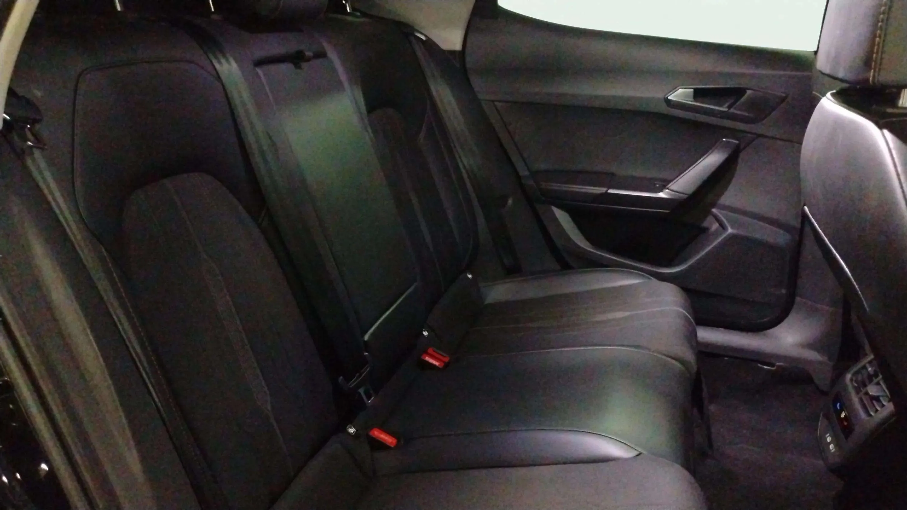 Cupra Formentor 1.5 TSI DSG - foto 15