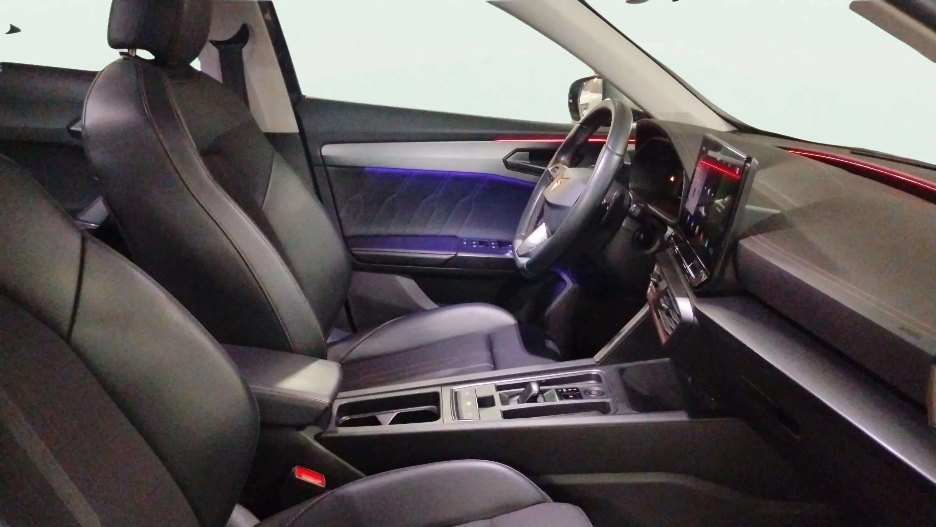 Cupra Formentor 1.5 TSI DSG - foto 8