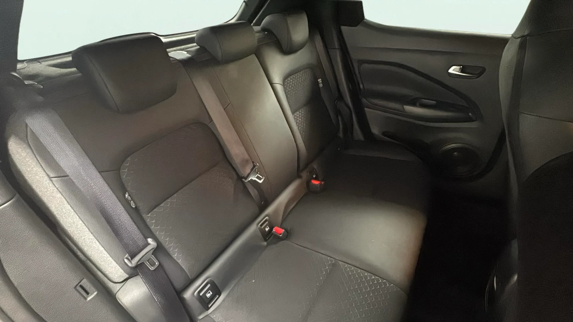 Nissan Juke DIG-T DCT N-Connecta - foto 12