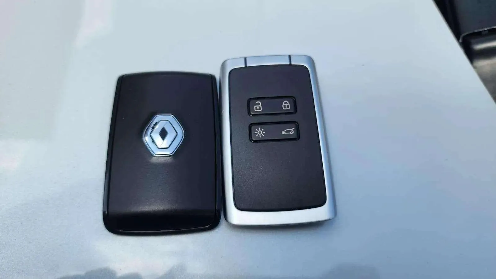 Renault Arkana RS Line TCe EDC mild hybrid - foto 28