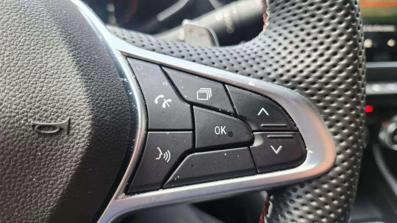 Renault Arkana RS Line TCe EDC mild hybrid - foto 14