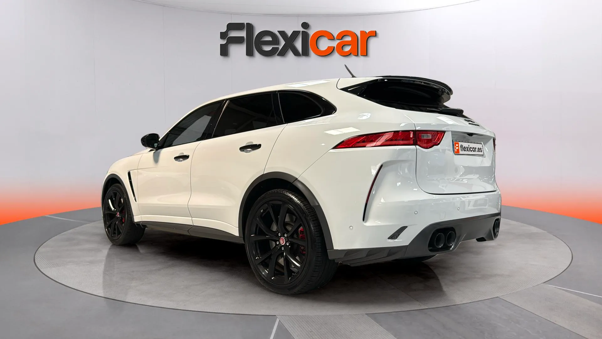 Jaguar F-Pace 5.0 V8 SVR AWD - foto 5