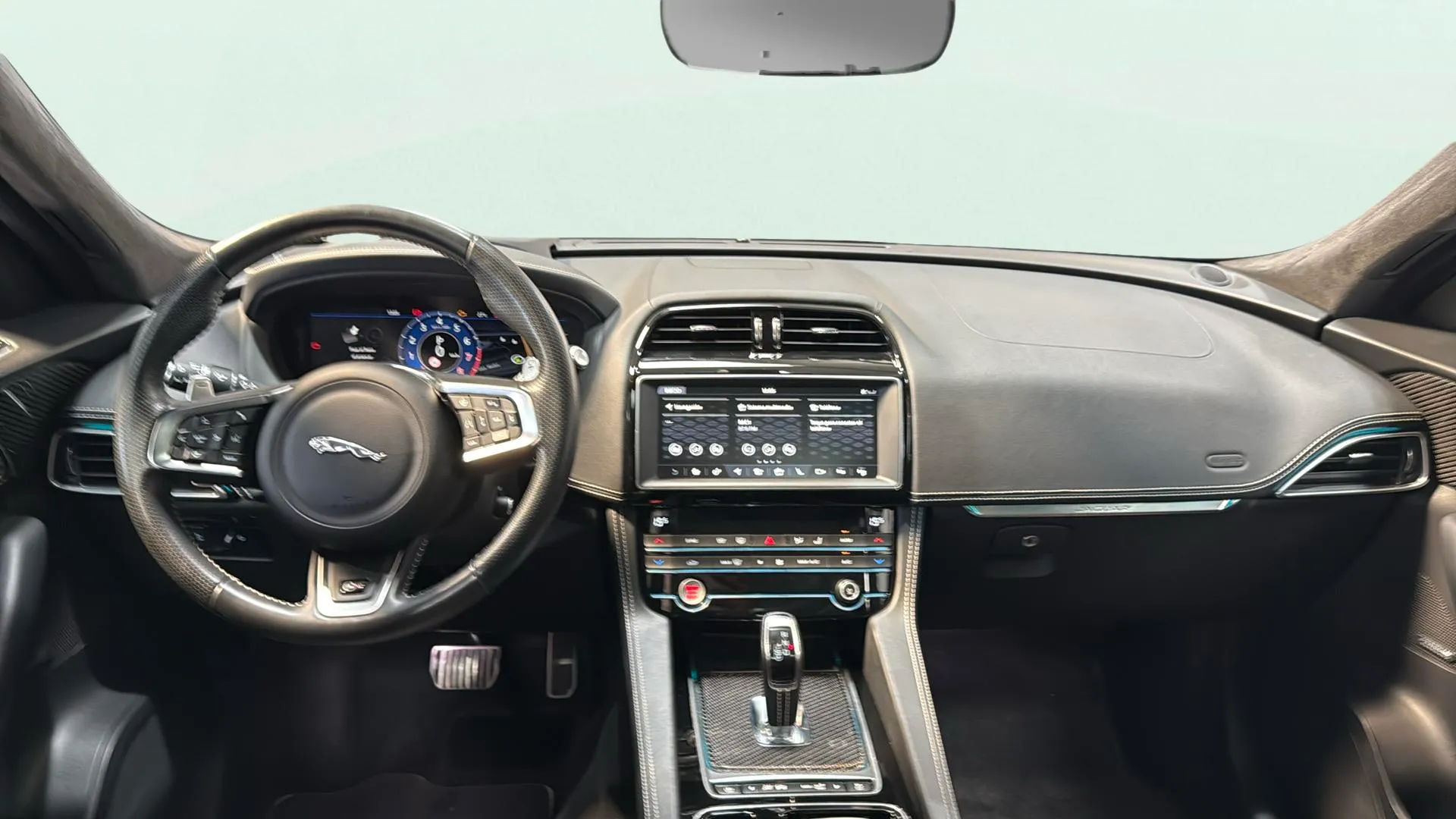 Jaguar F-Pace 5.0 V8 SVR AWD - foto 16